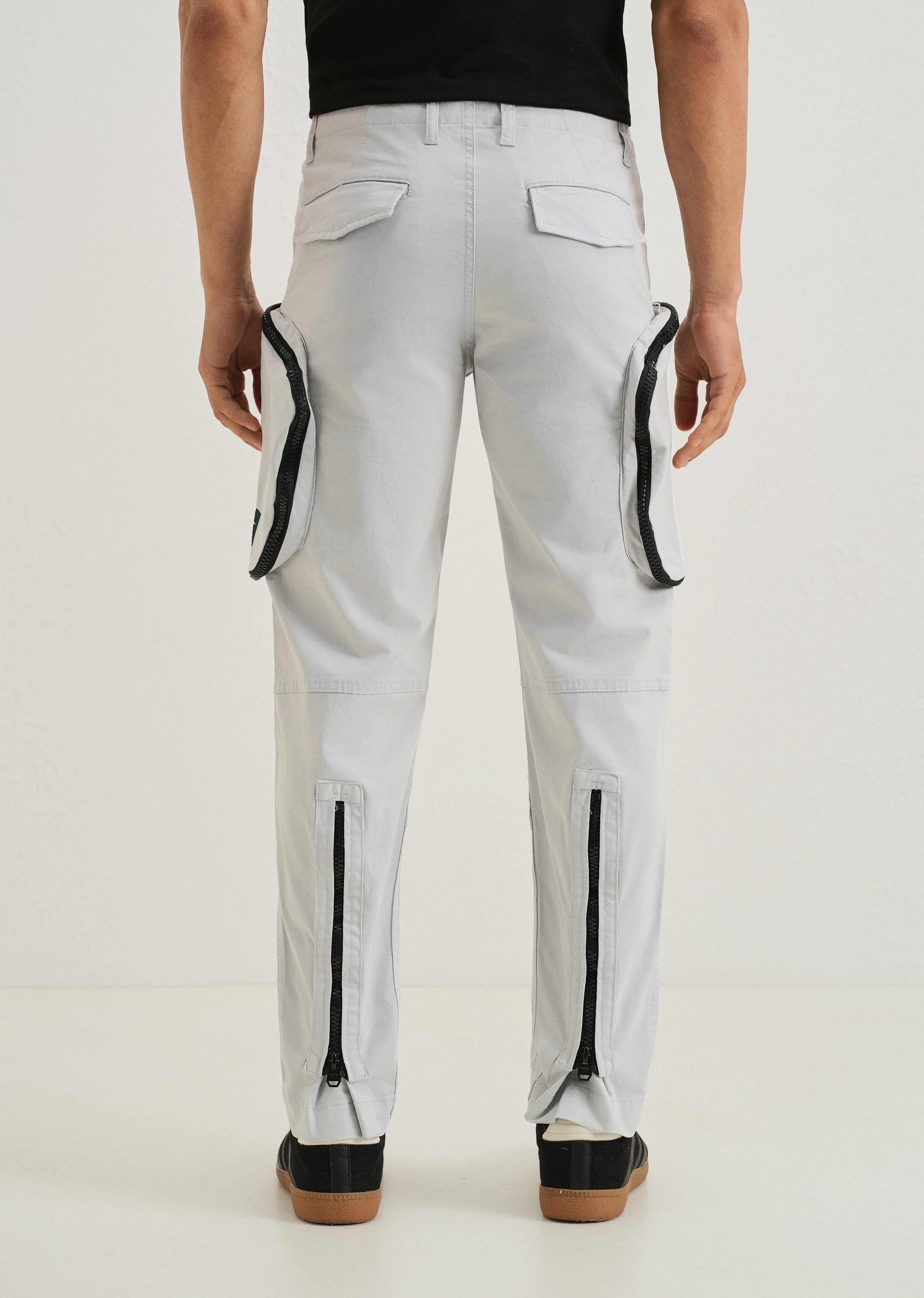 Light Gray Zipper Cargo Pant