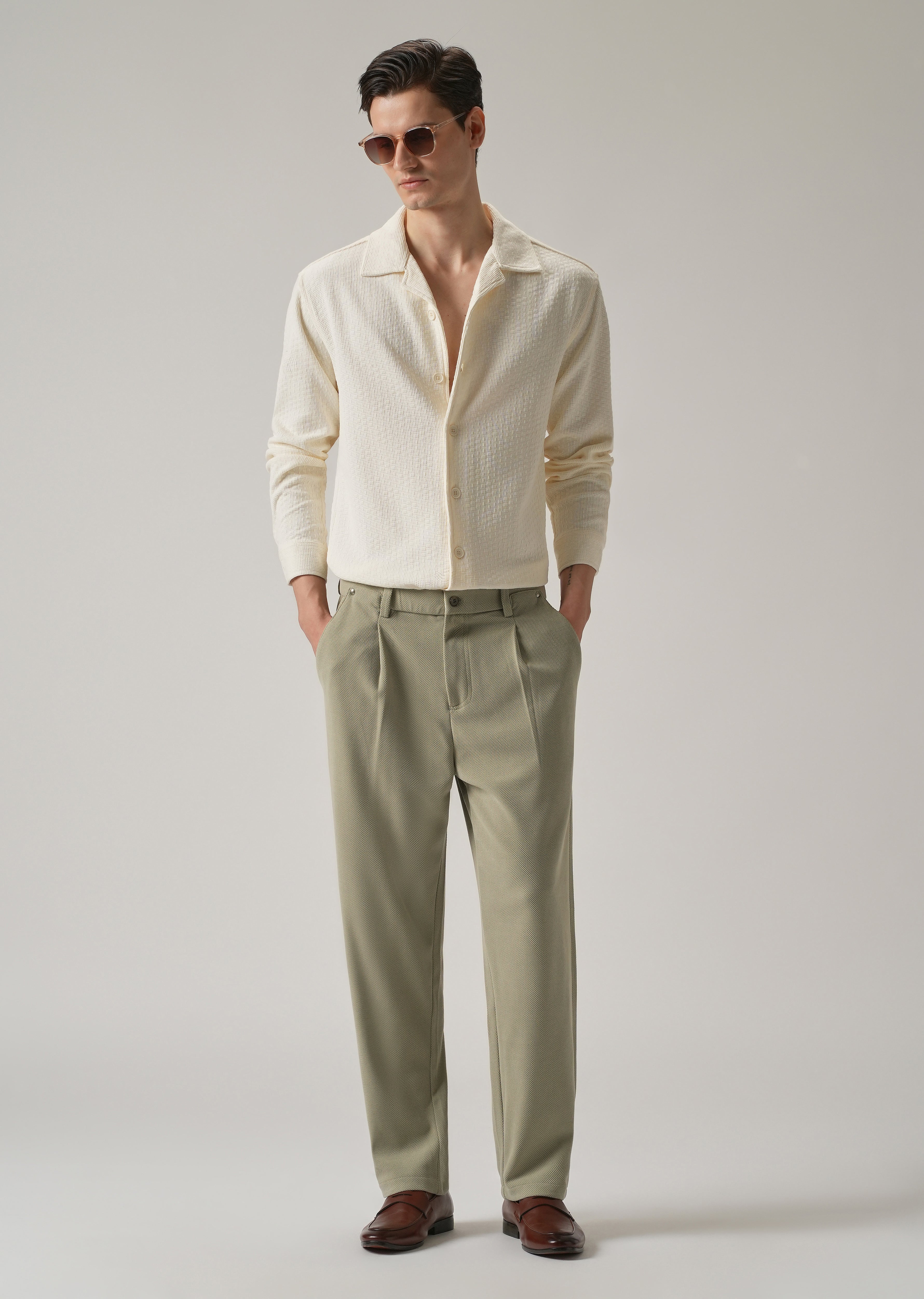 Light Green Textured Pleated Relaxed Fit Pant
