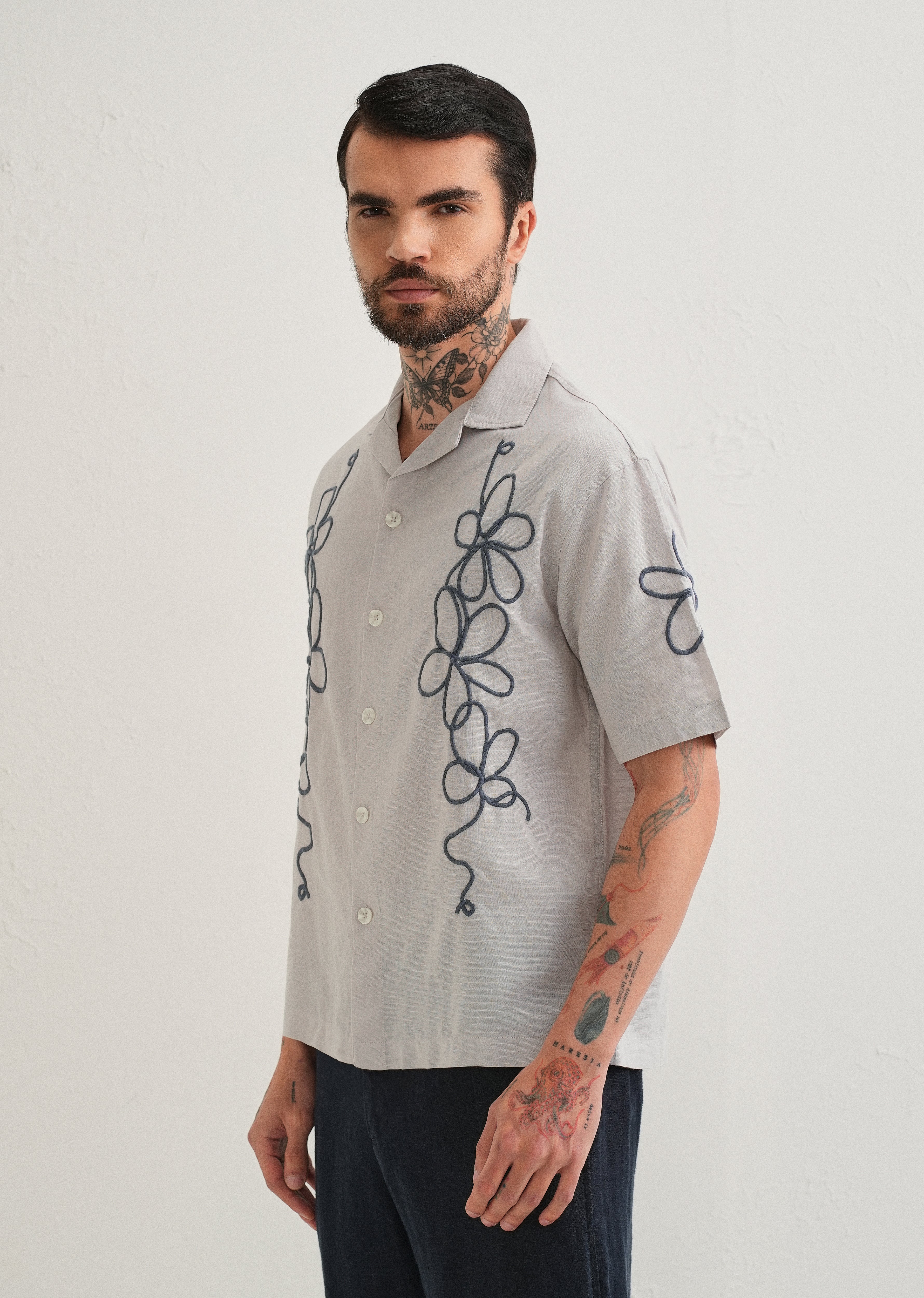 Light Grey Floral Embroidery Cuban Collar Shirt
