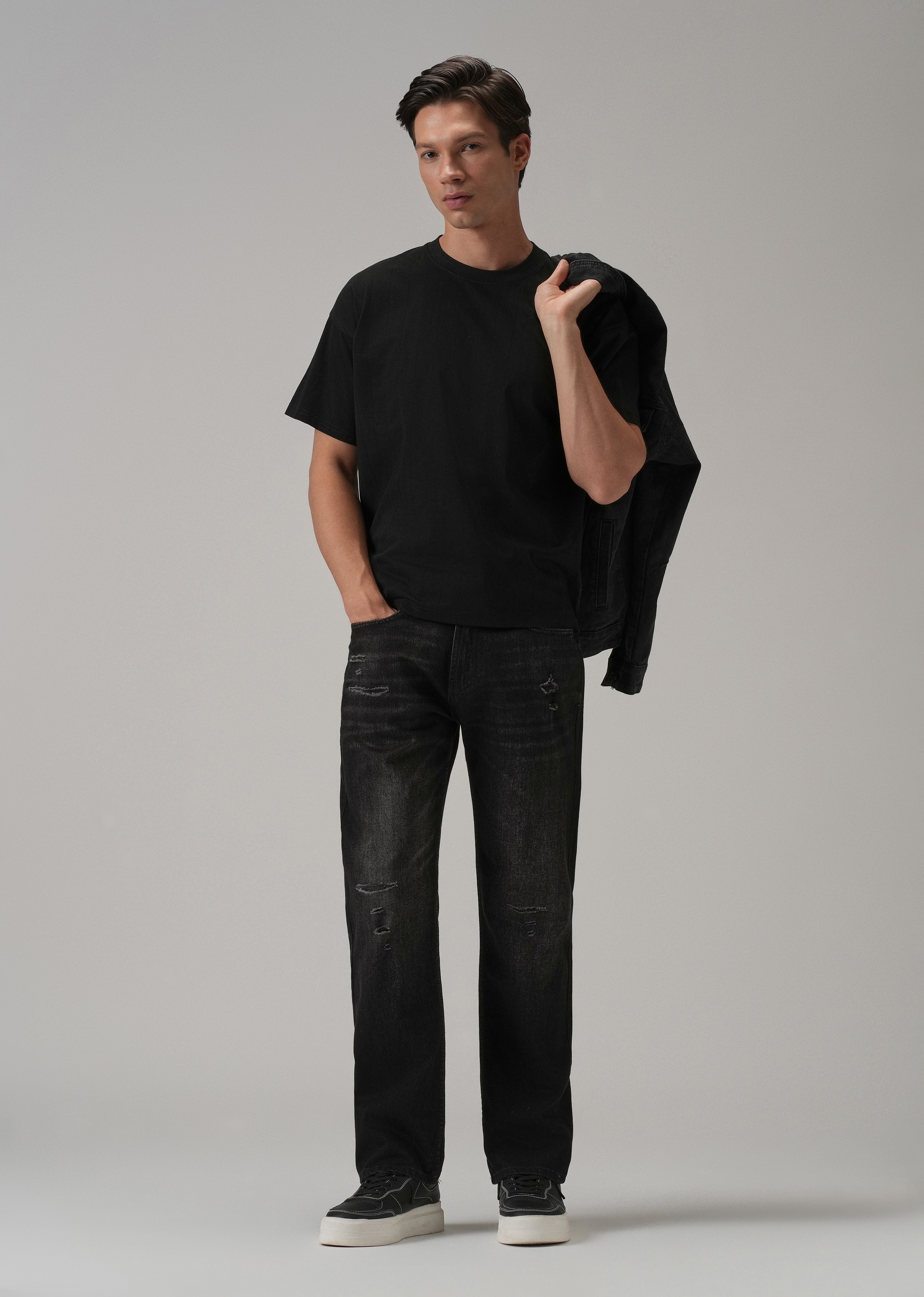 Low Fade Ripped Black Straight Fit Jeans
