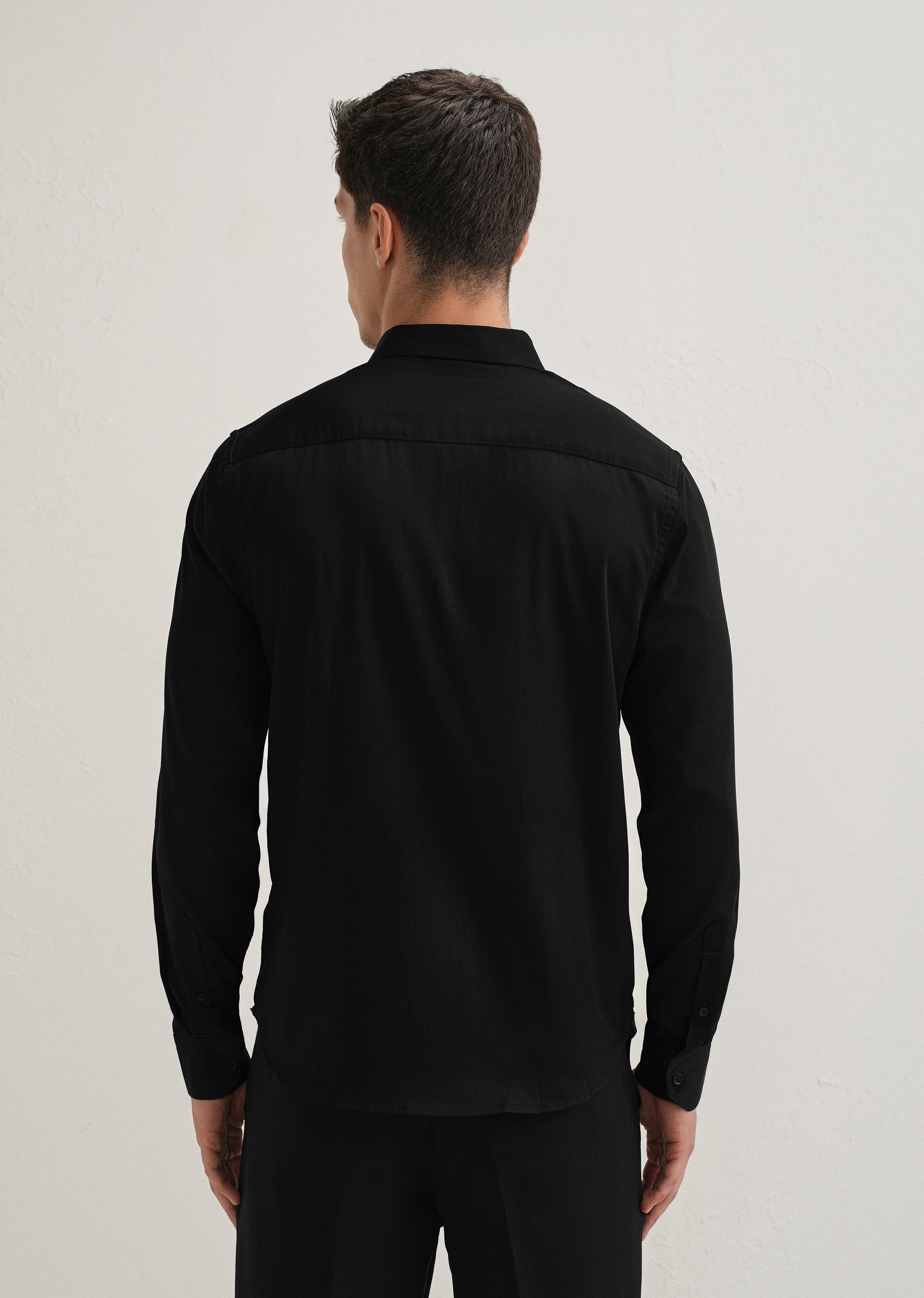 Metallic Chain Brooch Black Designer Shirt