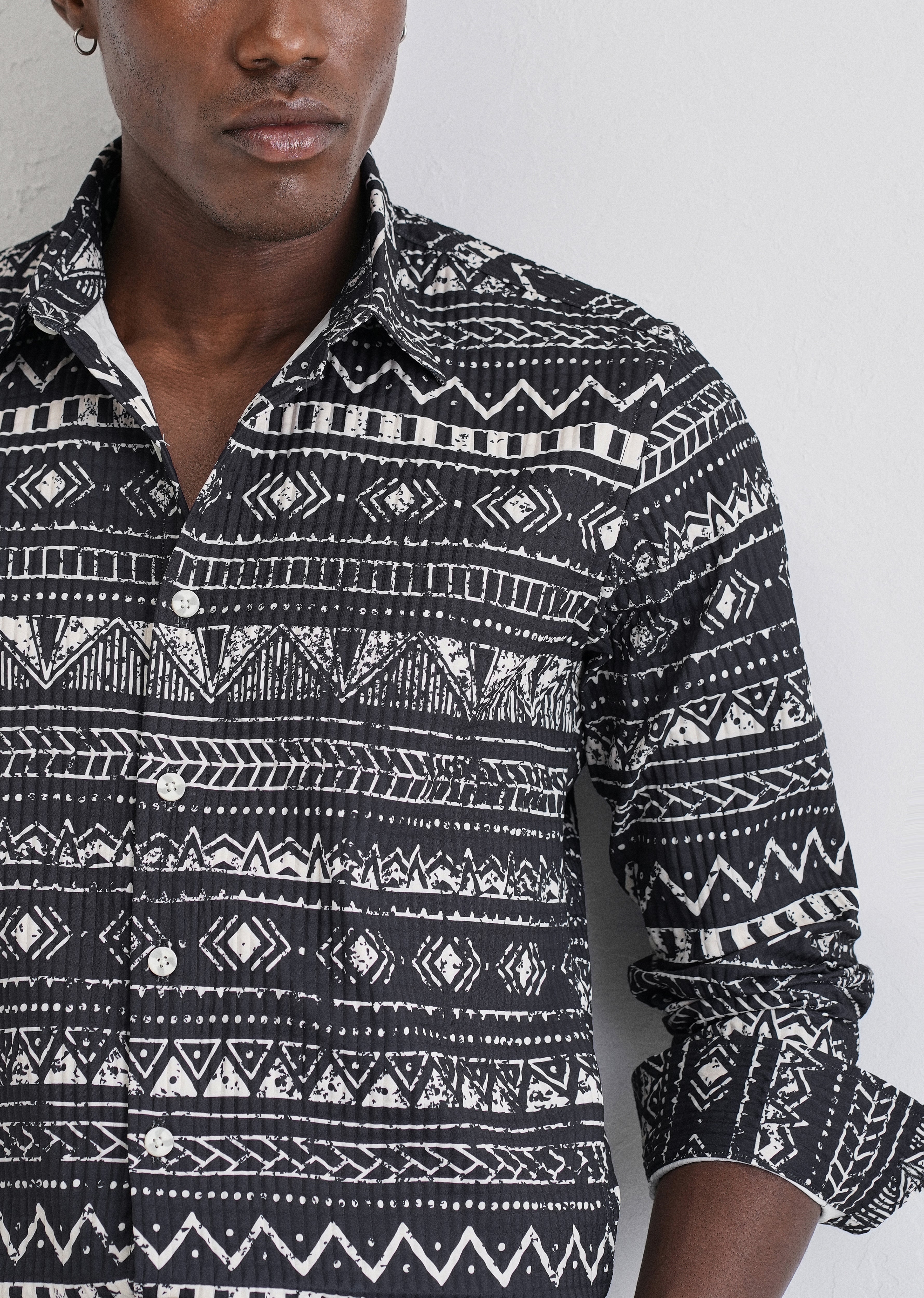 Mystic Maze Black Puff Shirt