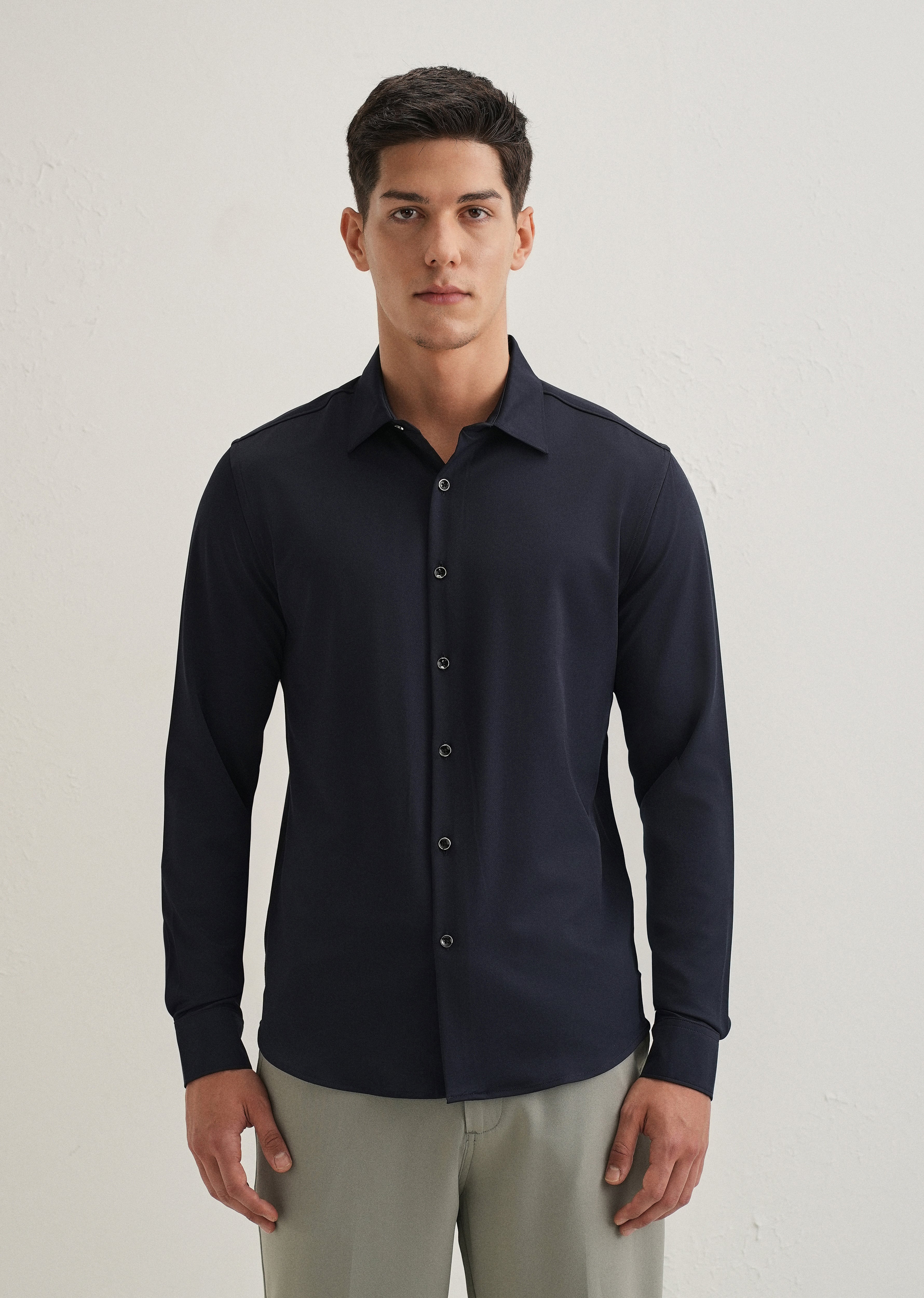 Navy Blue Wrinkle Free Stitchless Placket Shirt