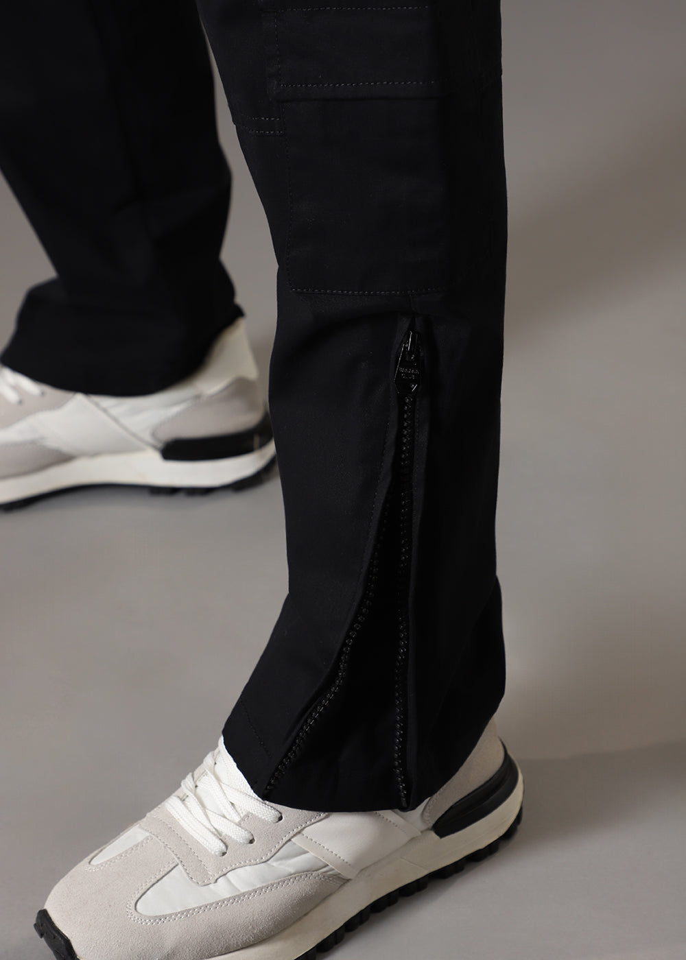Nero Black Zipper Cargo Pant