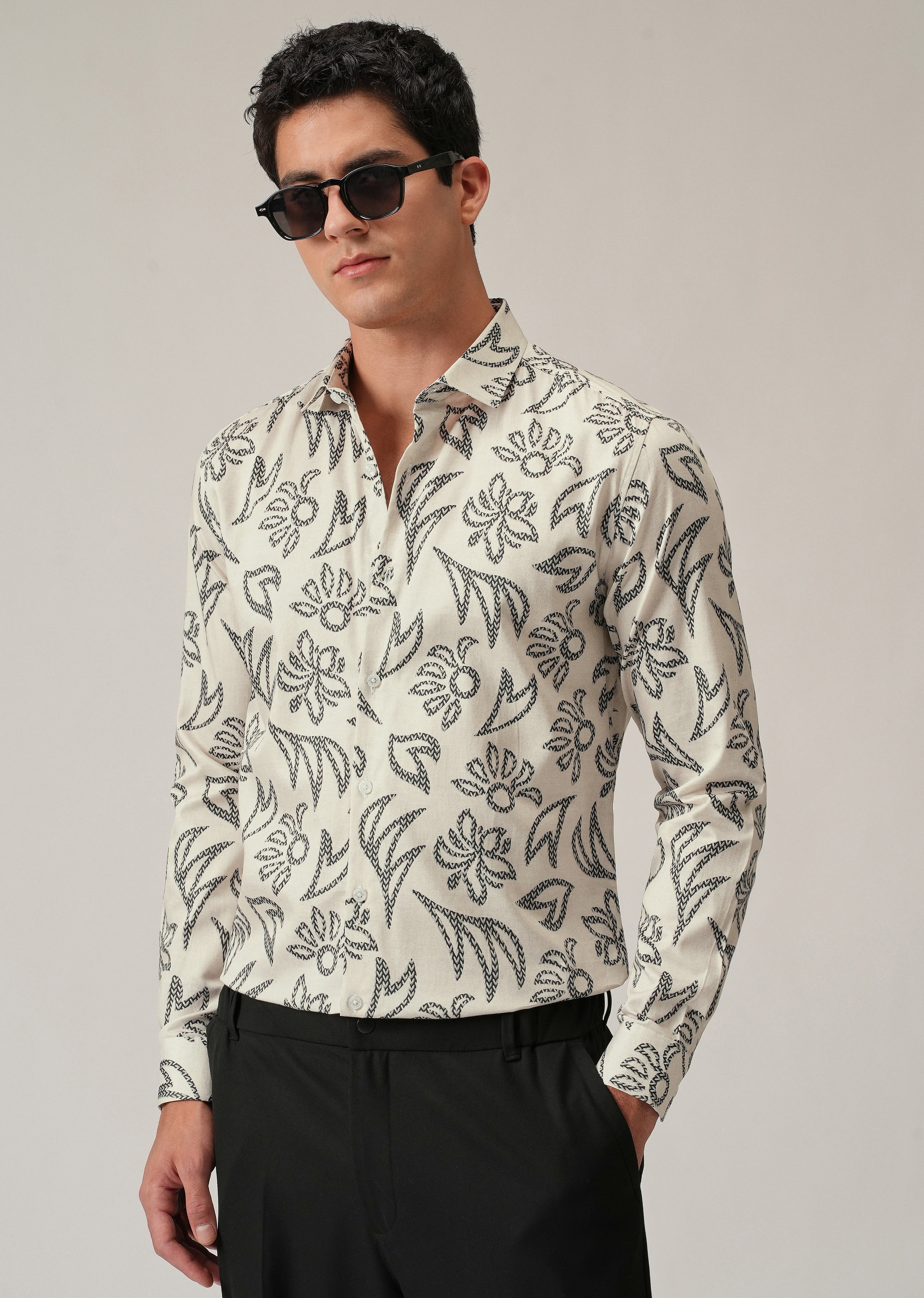 Off-White Floral Pattern Print Shirt