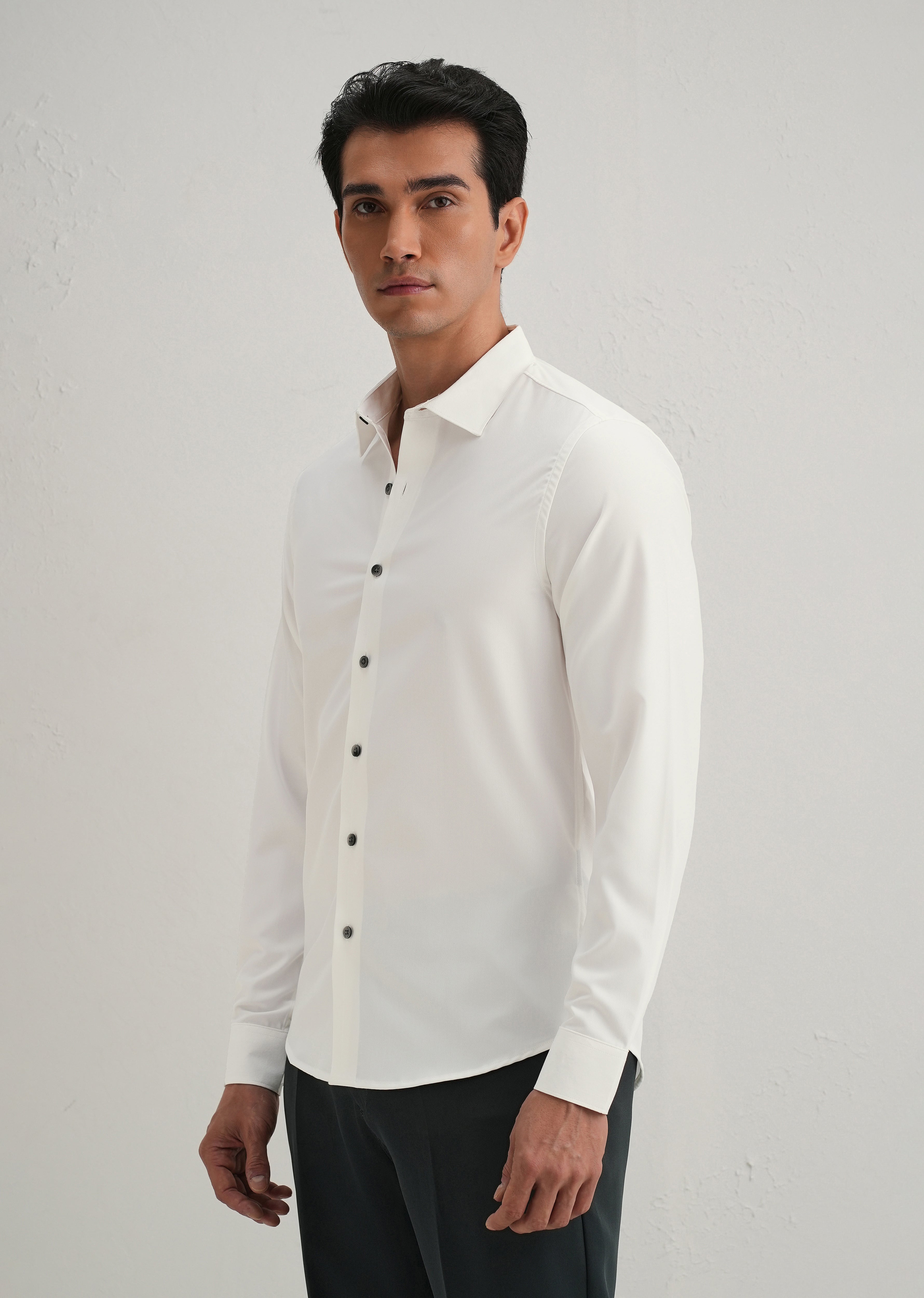Off-White Stitchless Placket Plain Shirt