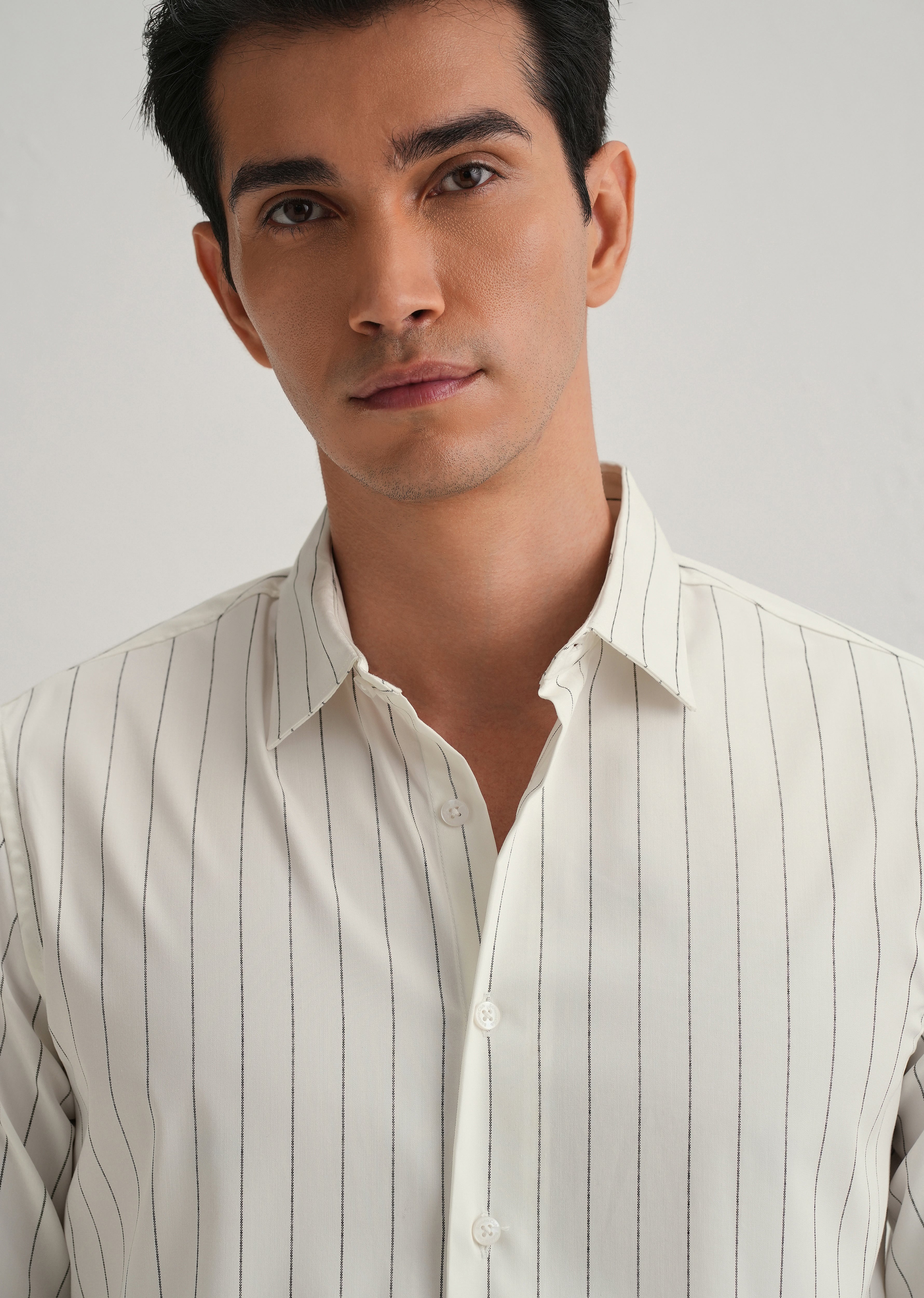 Off-White Vertical Stripe Shirt