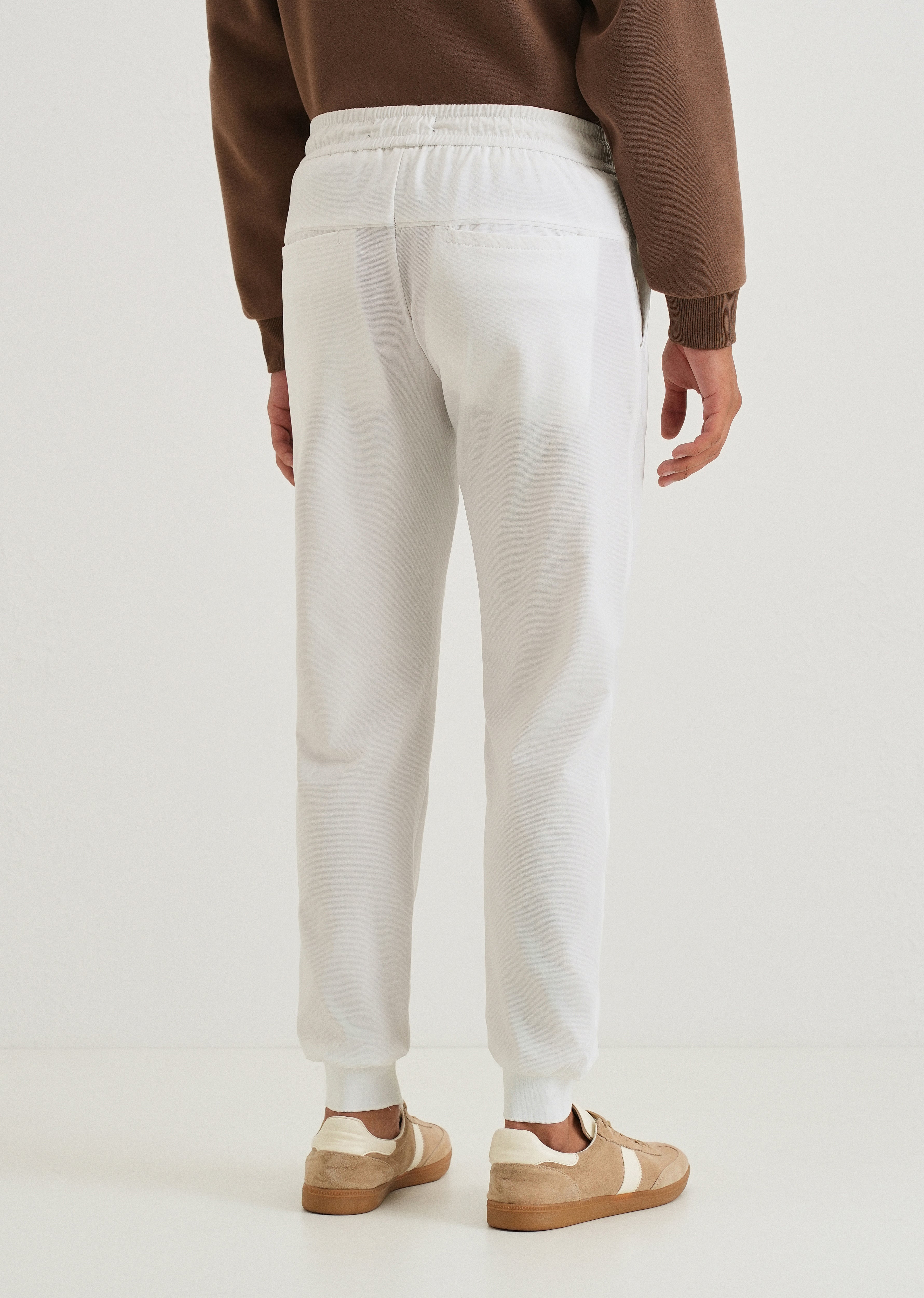 Pacific White Jogger