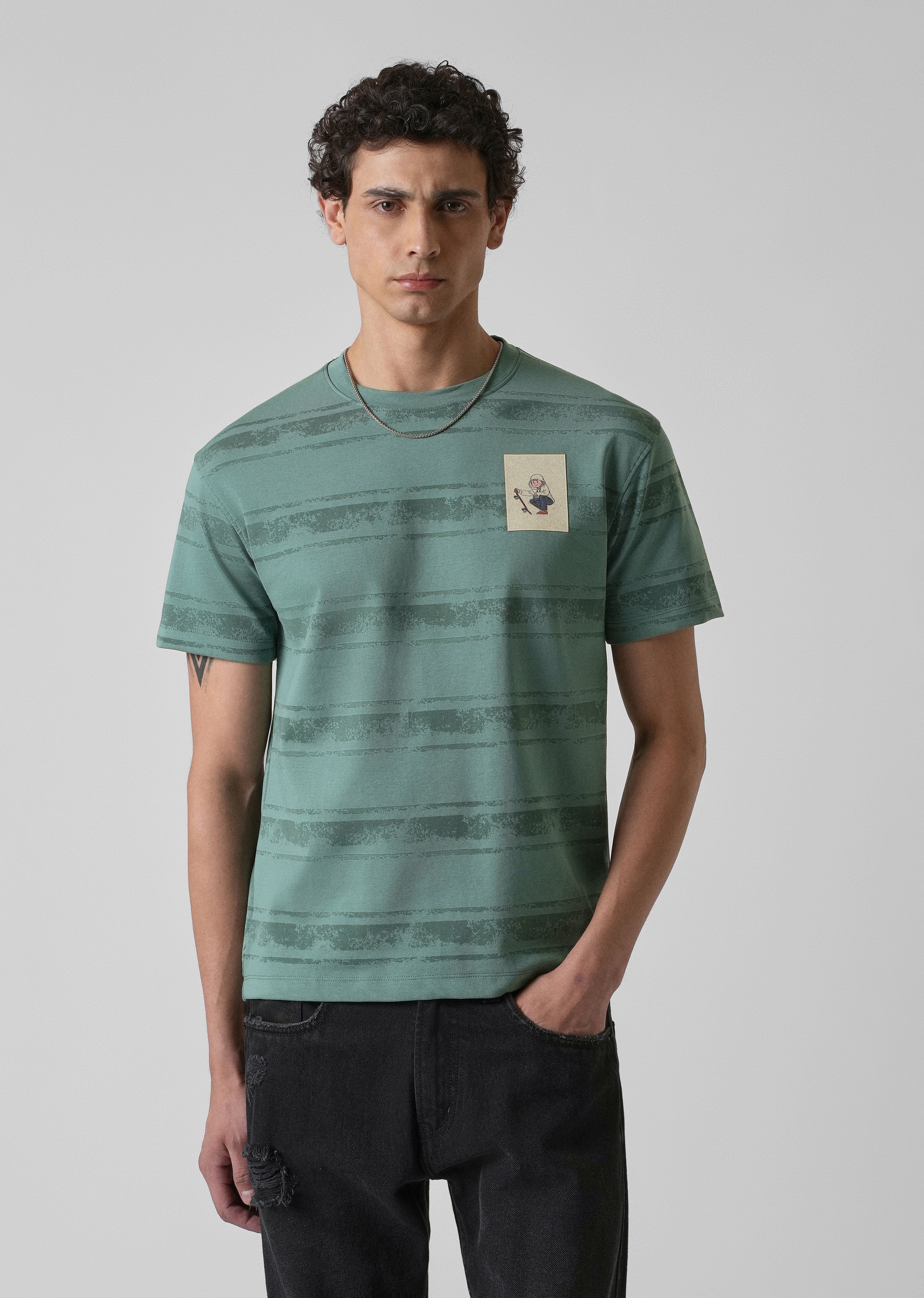 Green Horizontal Strip Printed Slim Fit T-shirt