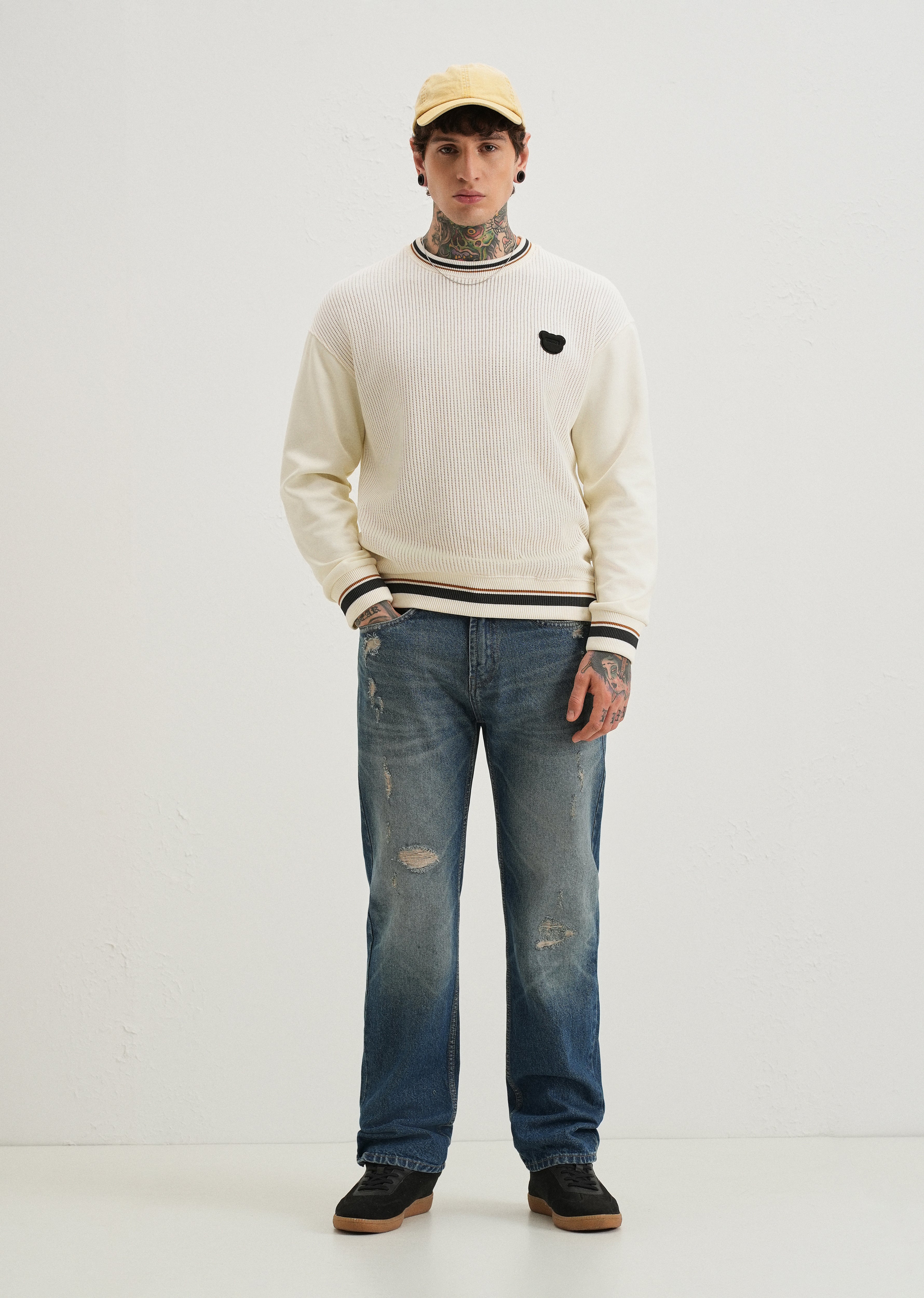 Ripped Blue Straight fit Jeans