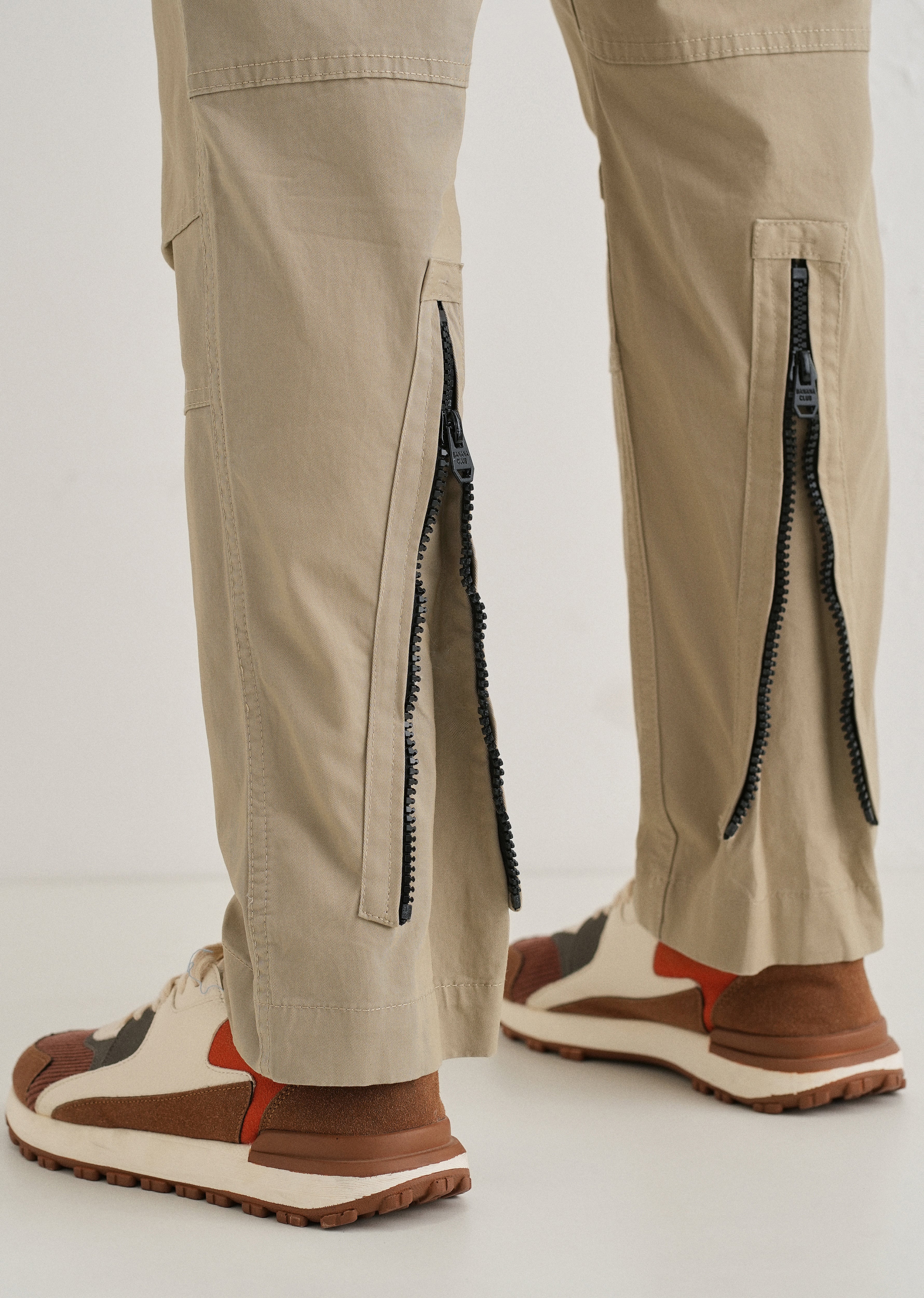 Soft Beige Zipper Cargo Pant