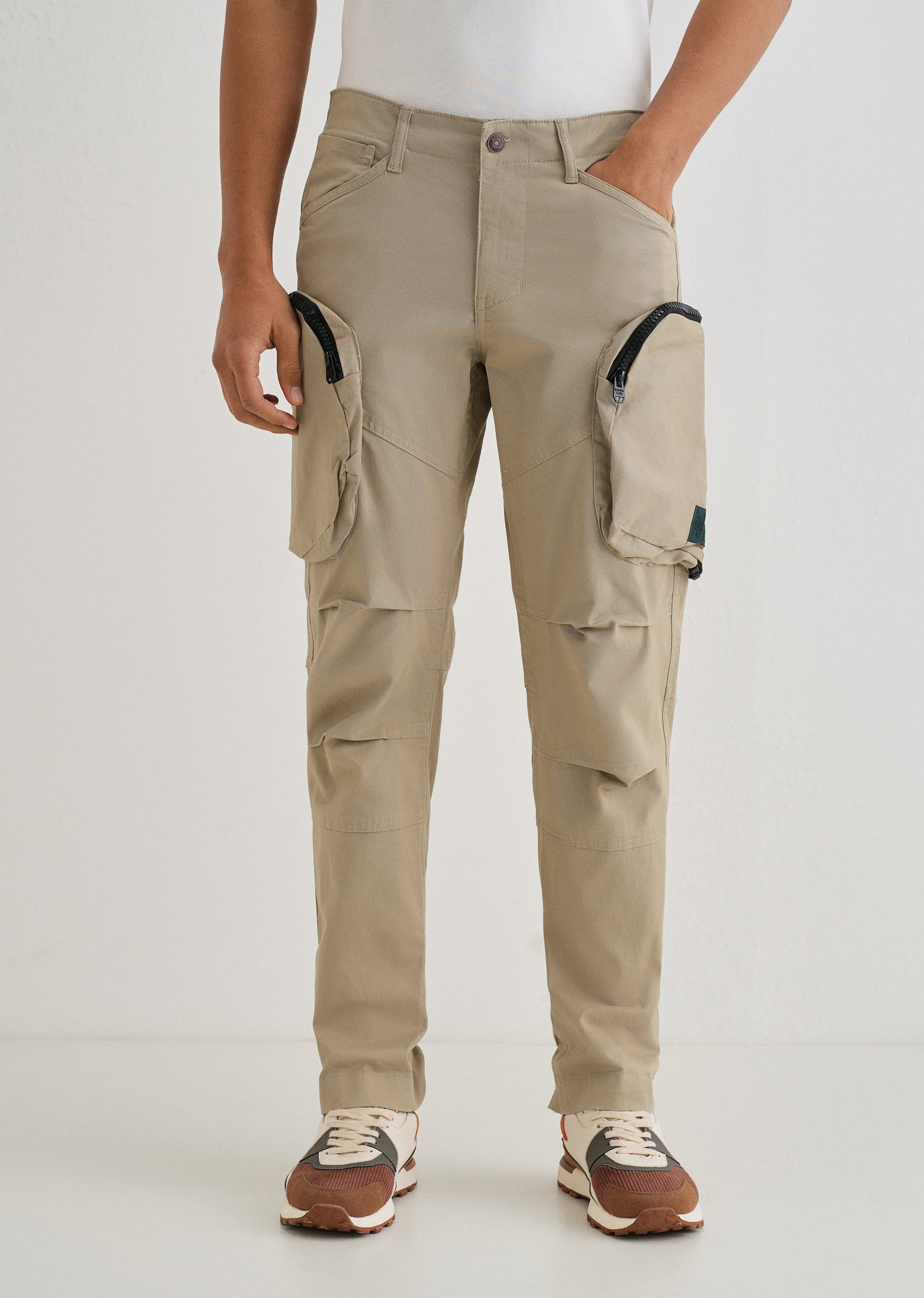 Soft Beige Zipper Cargo Pant