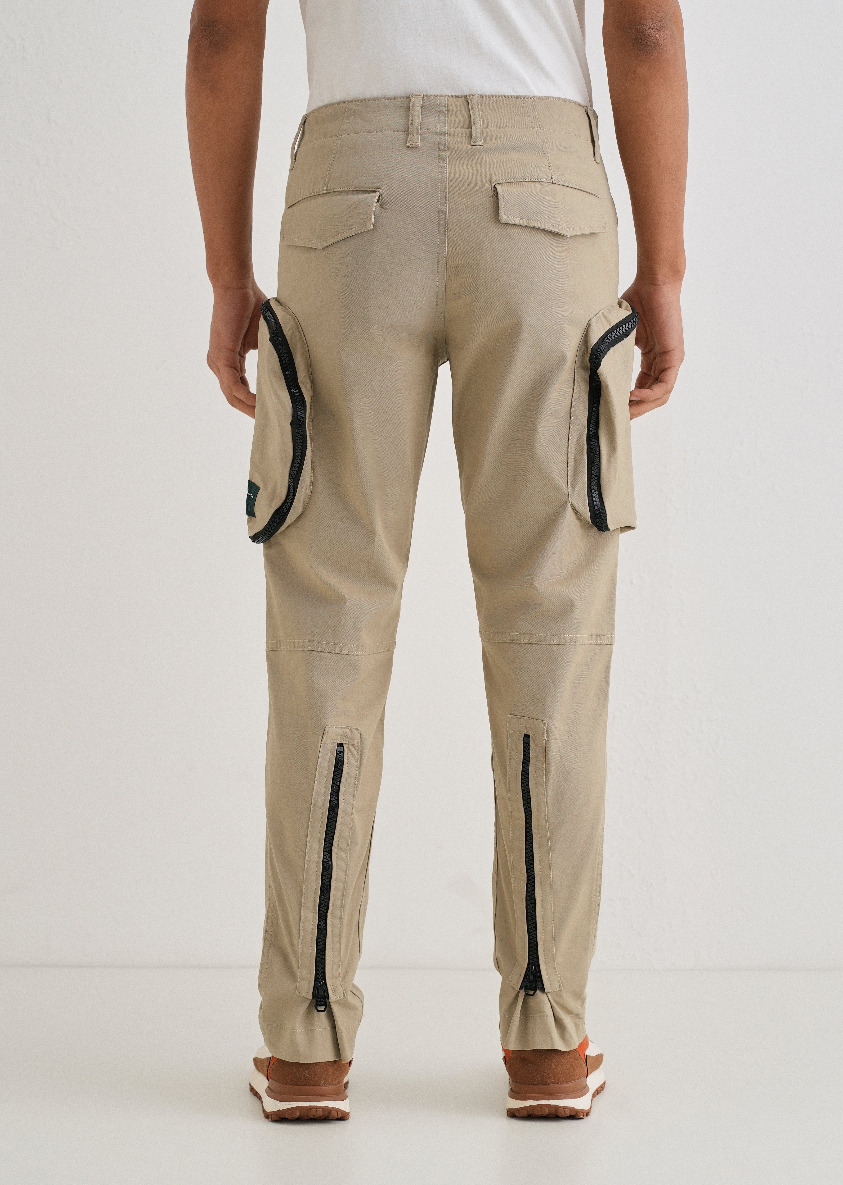 Soft Beige Zipper Cargo Pant