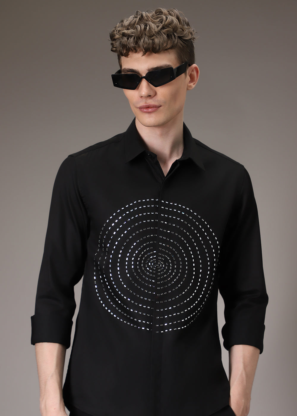 Stud Circle Eleganza Black Shirt