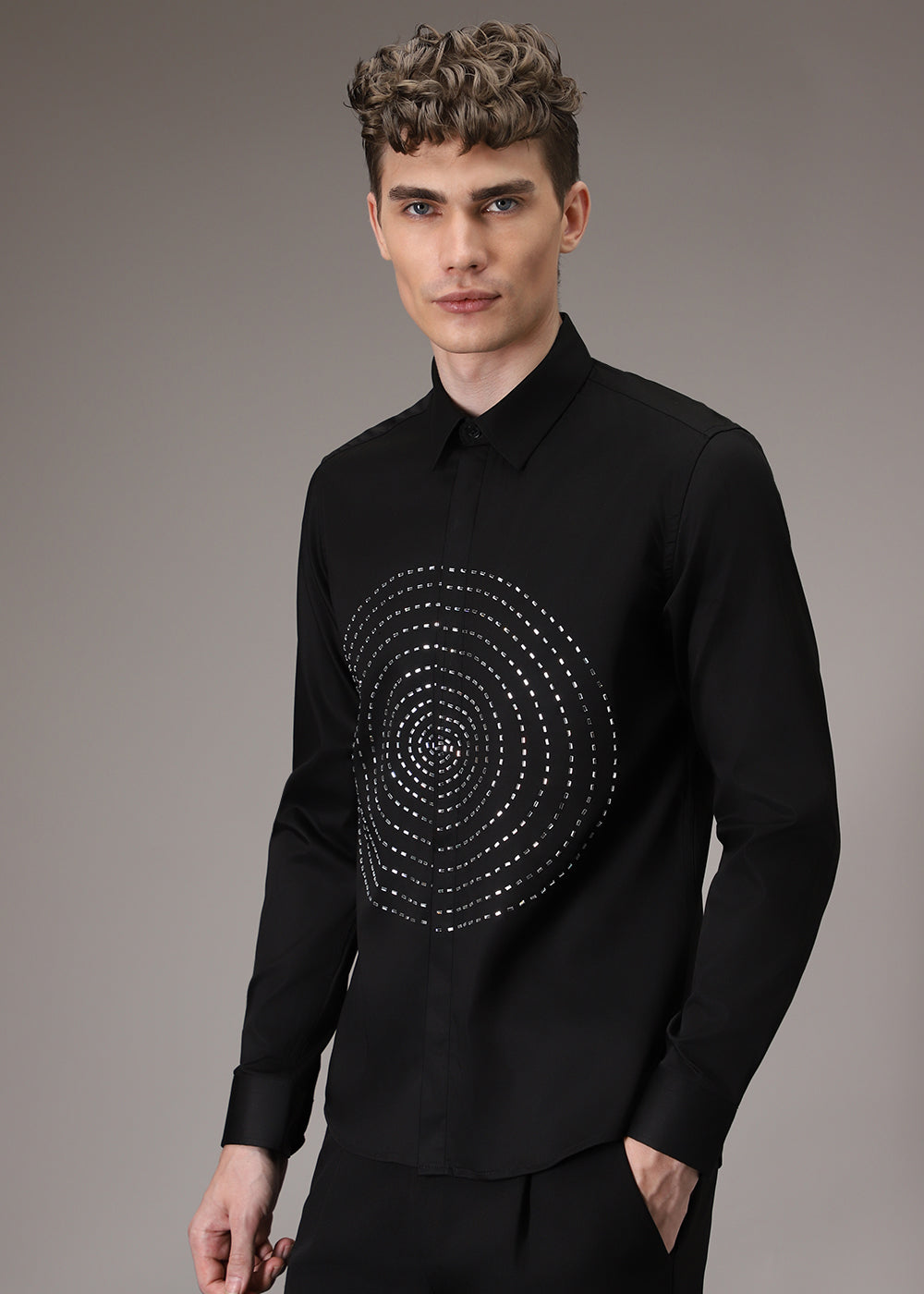 Stud Circle Eleganza Black Shirt