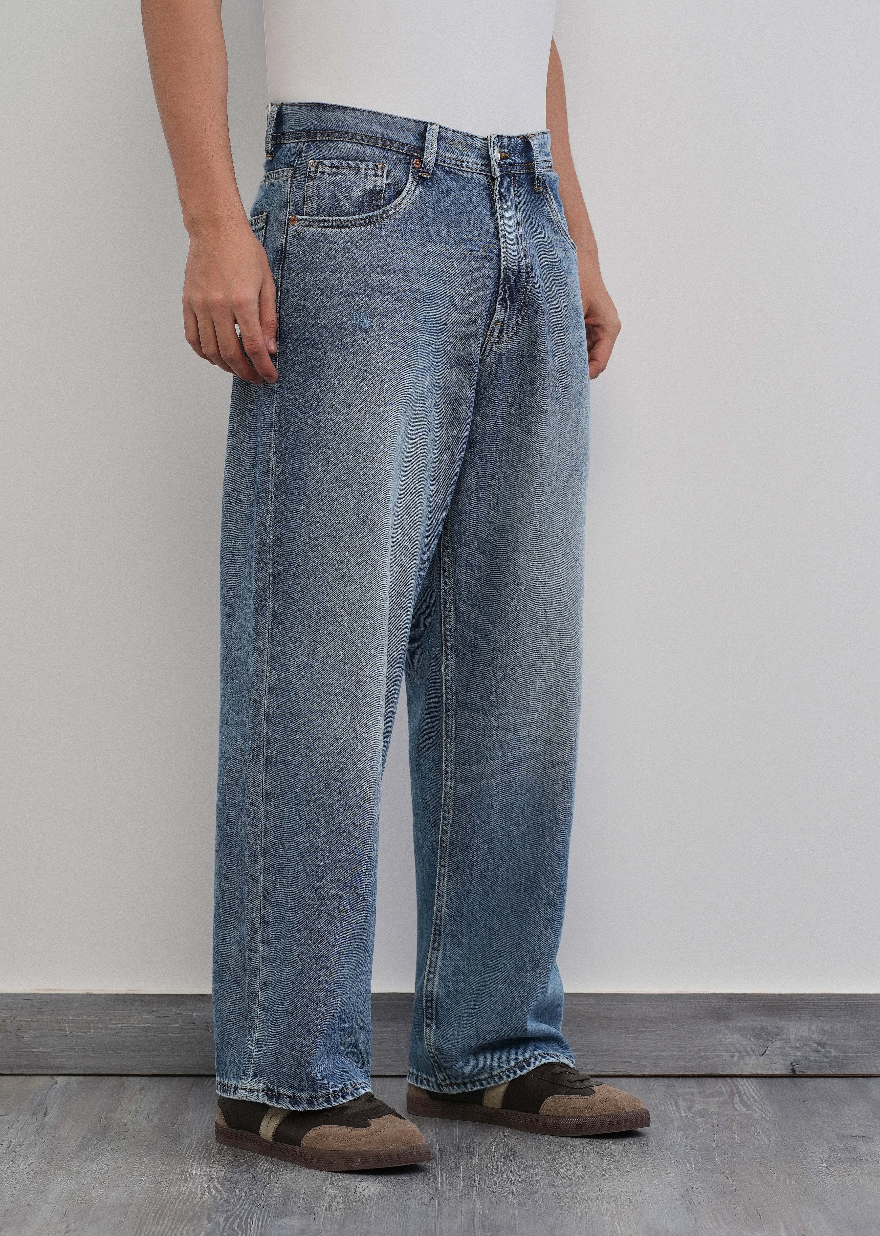 Super Baggy Tinted Blue Jeans