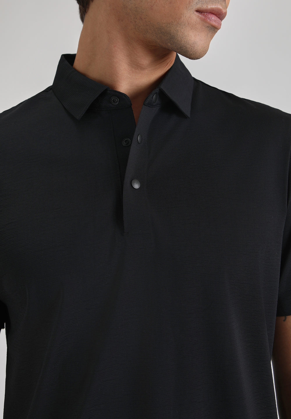 Textured Black Stitchless Polo T-shirt