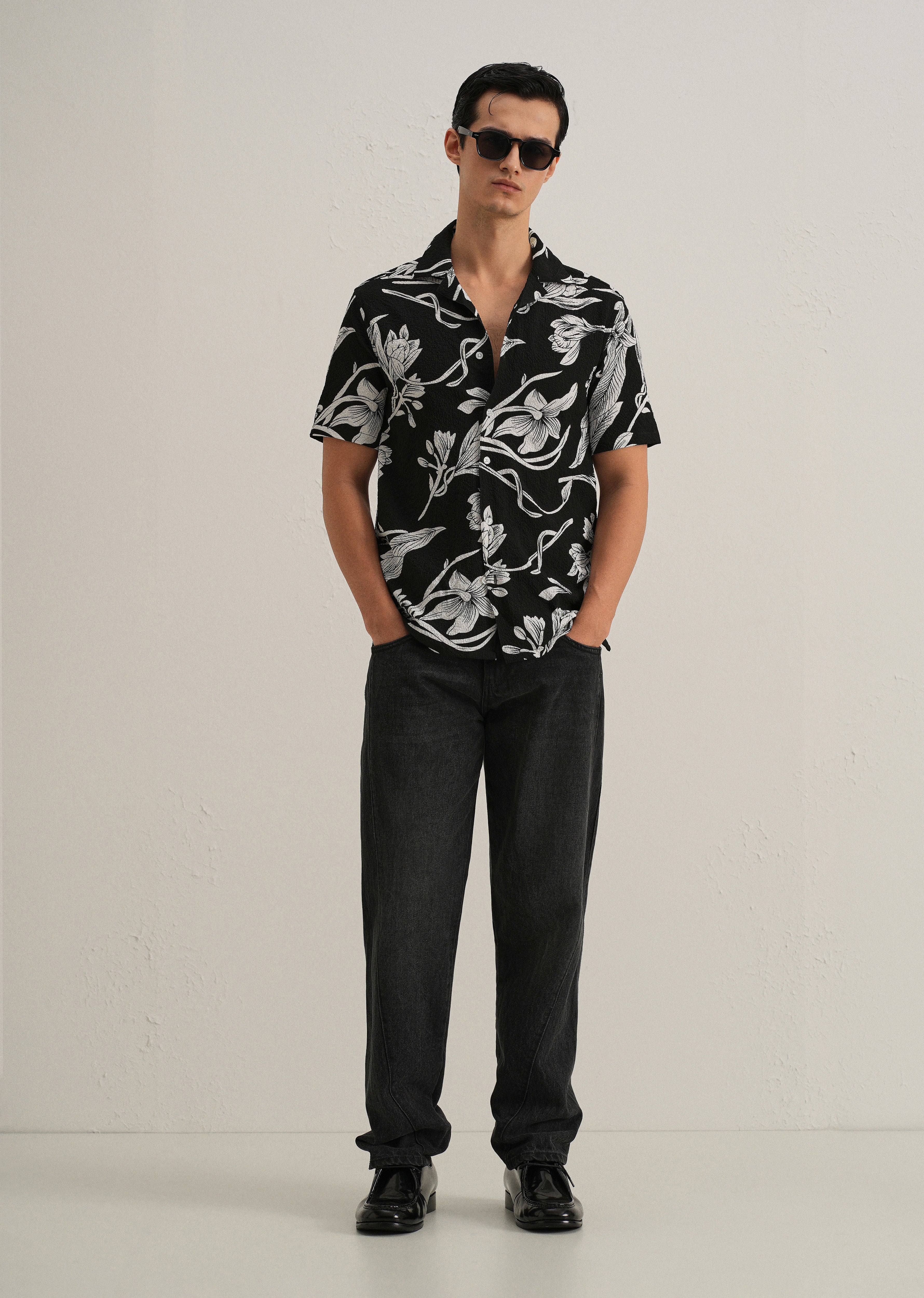 Tulip White Print Popcorn Shirt