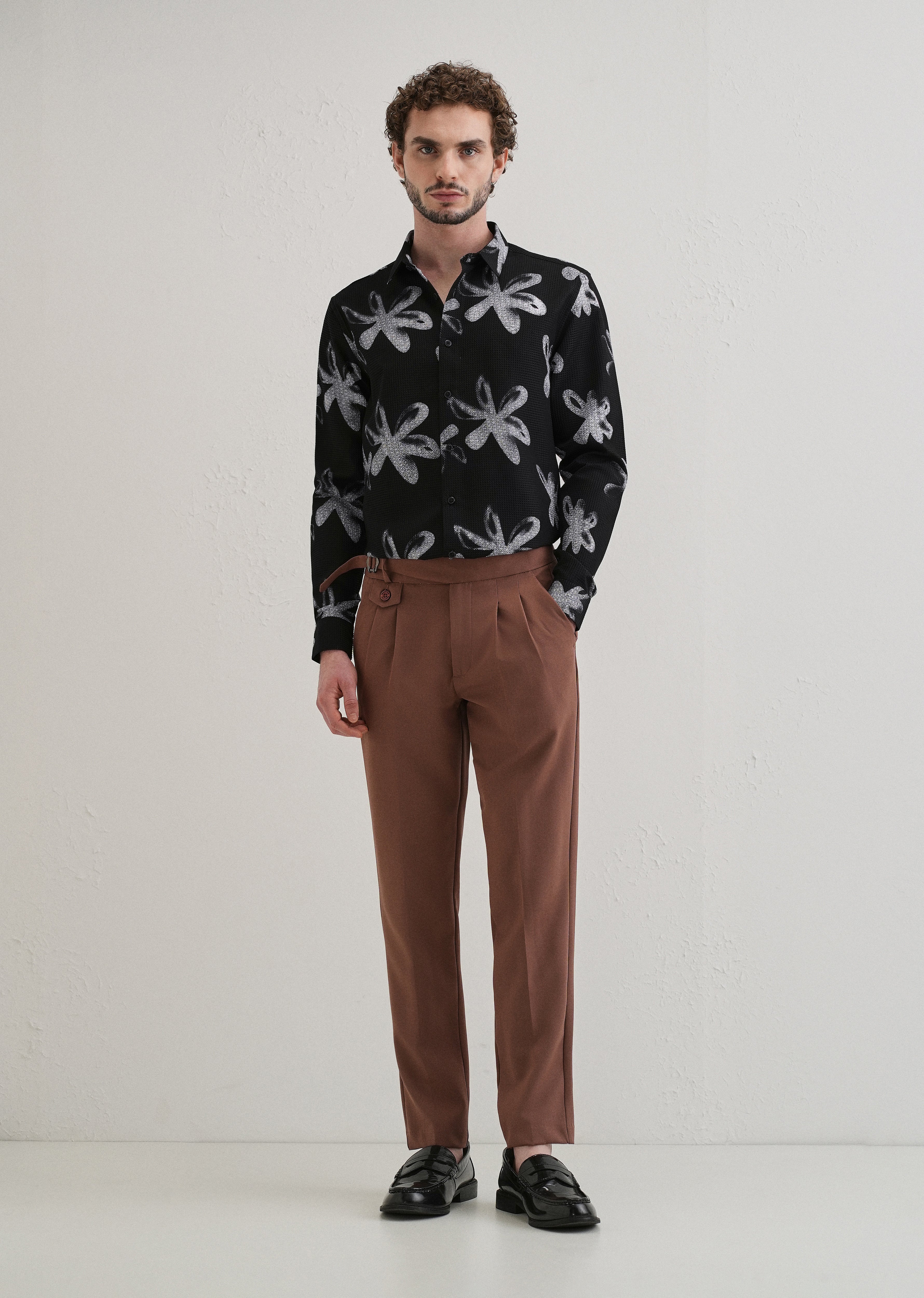 Twig Flower Waffle Dobby Black Shirt