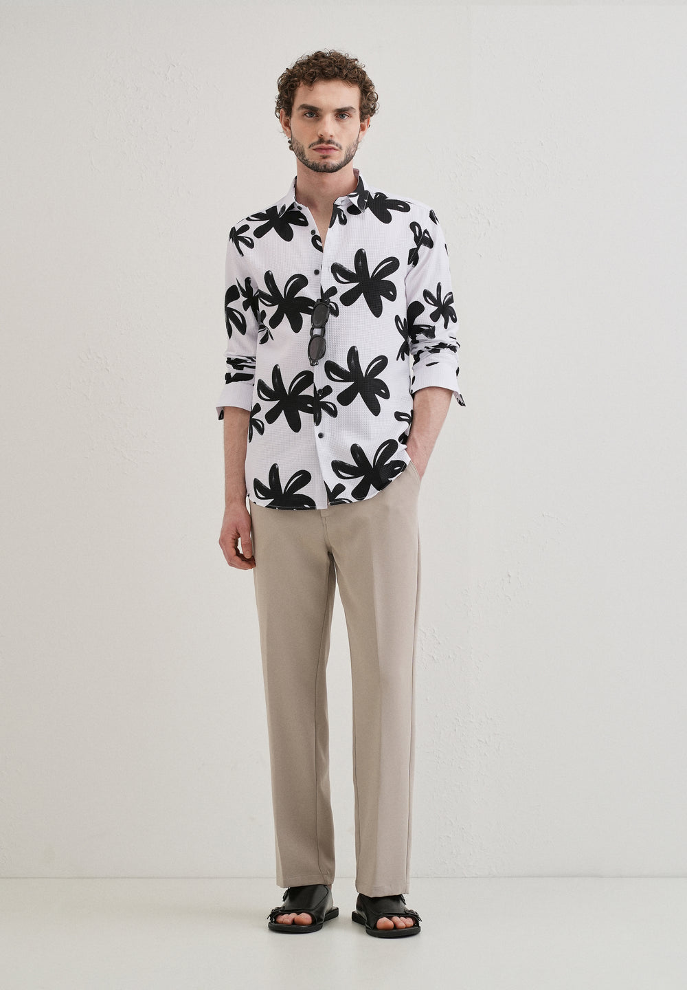 Twig Flower Waffle Dobby White Shirt