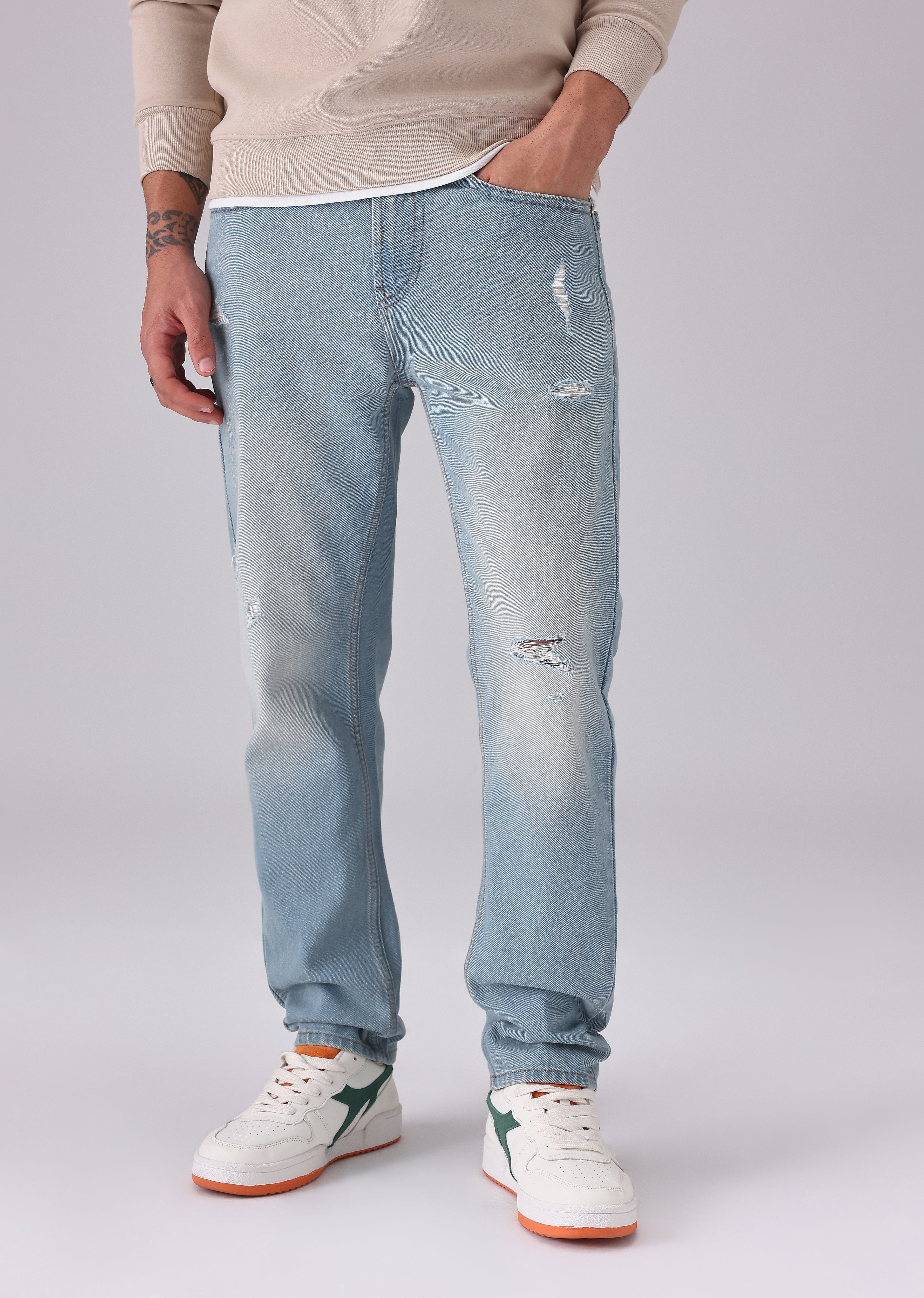 Wash Blue Ripped Carrot Fit Jeans
