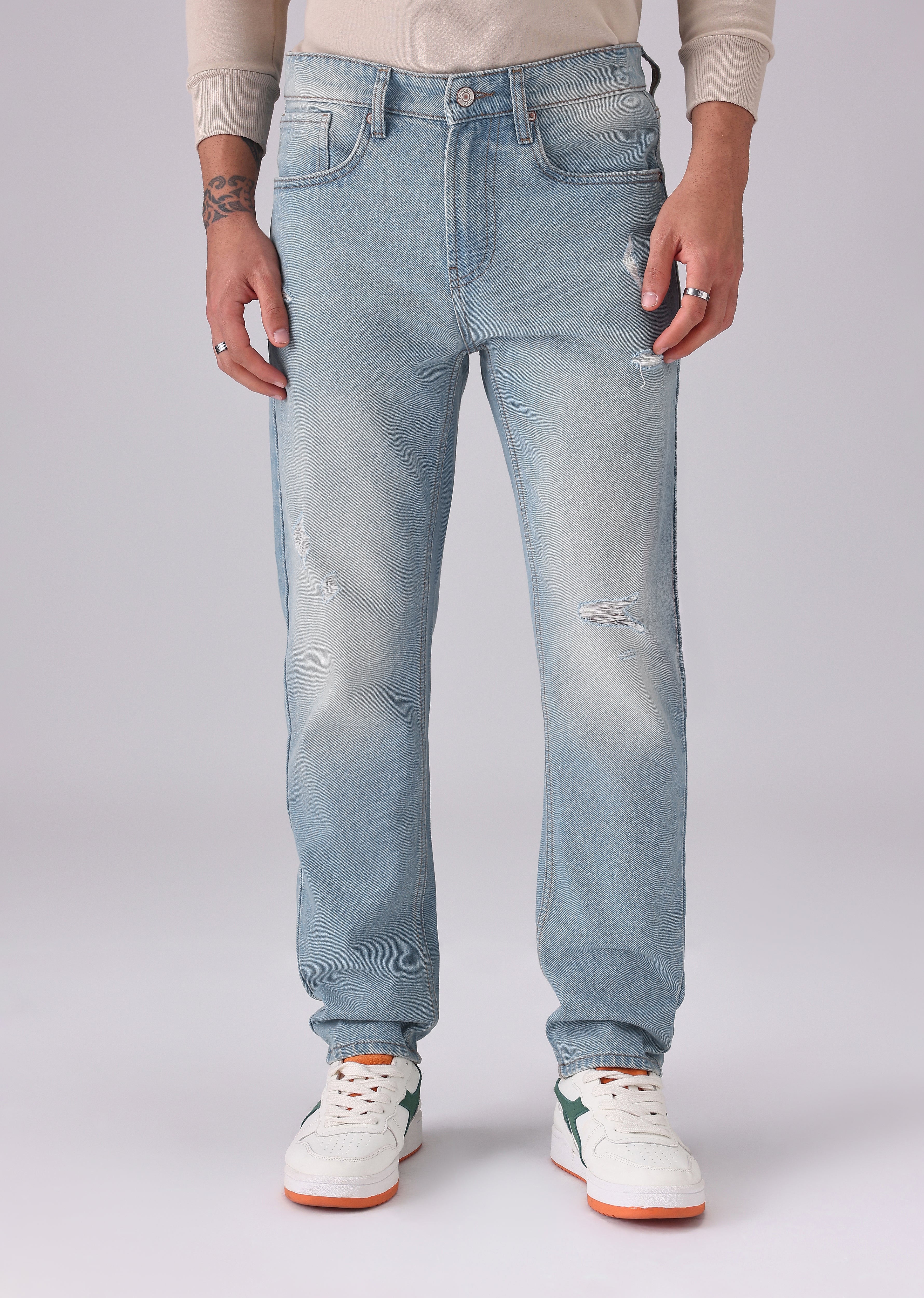 Wash Blue Ripped Carrot Fit Jeans
