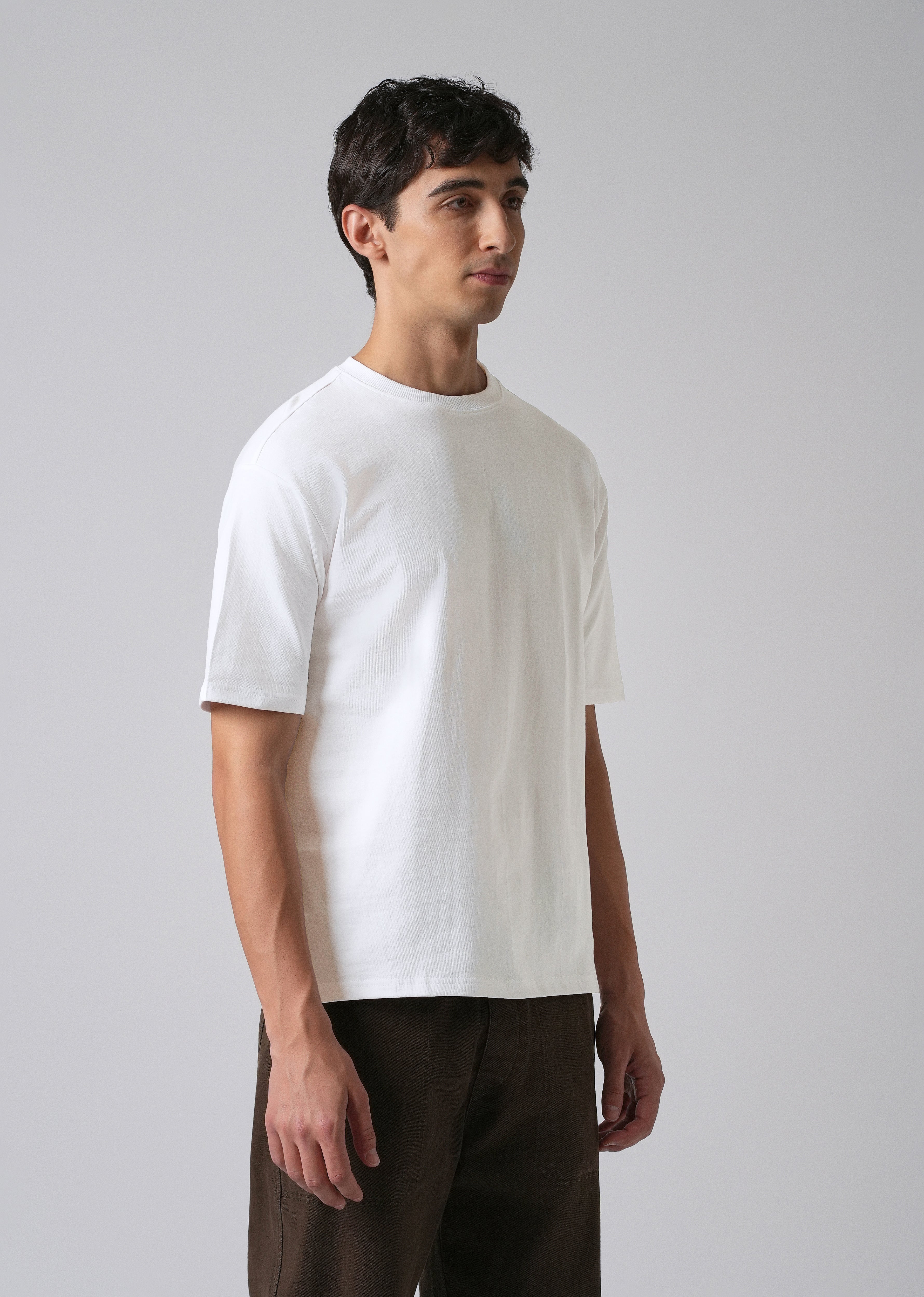 White Basic Relaxed Fit T-shirt