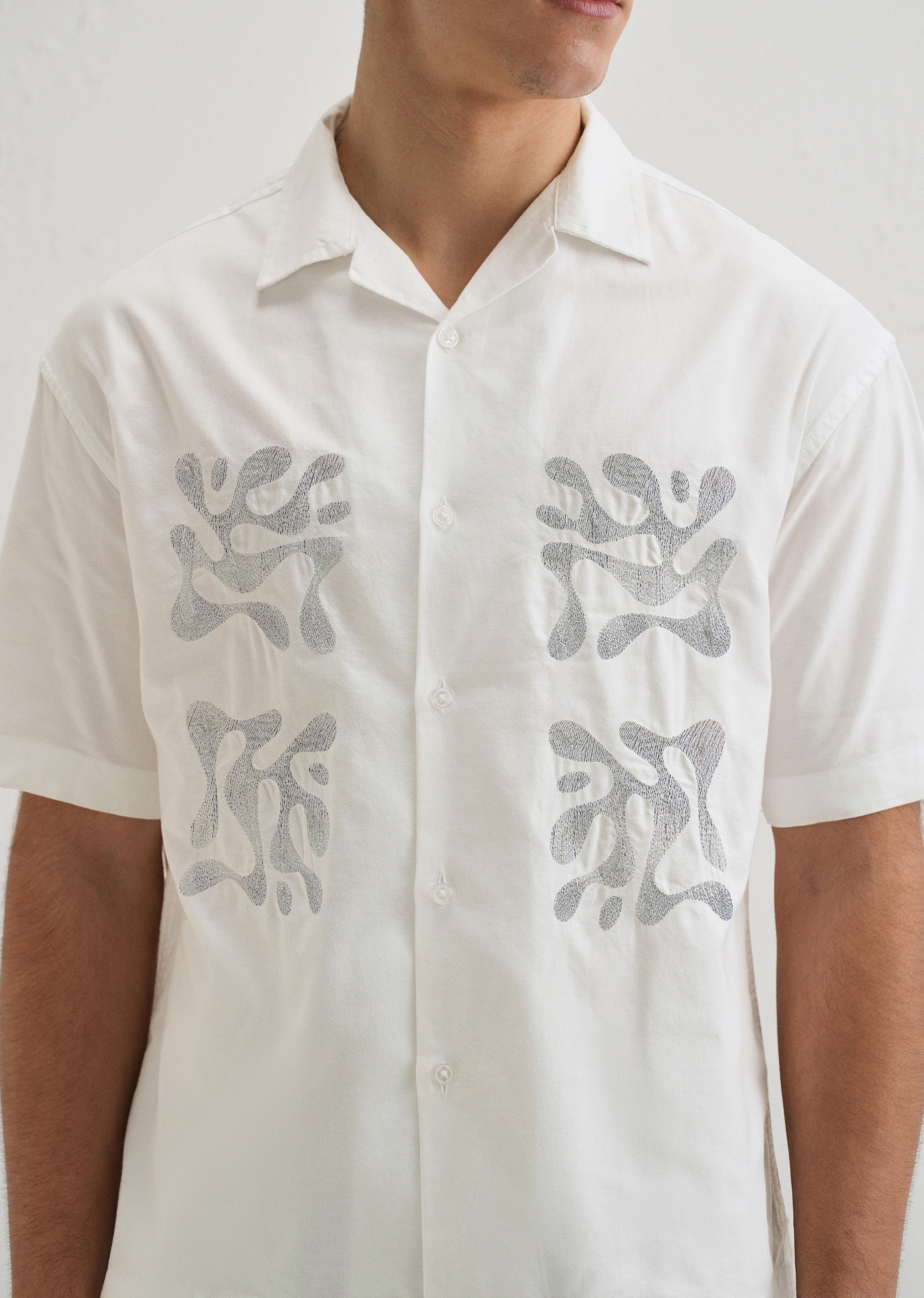 White Embroidery Cuban Collar Cotton Shirt