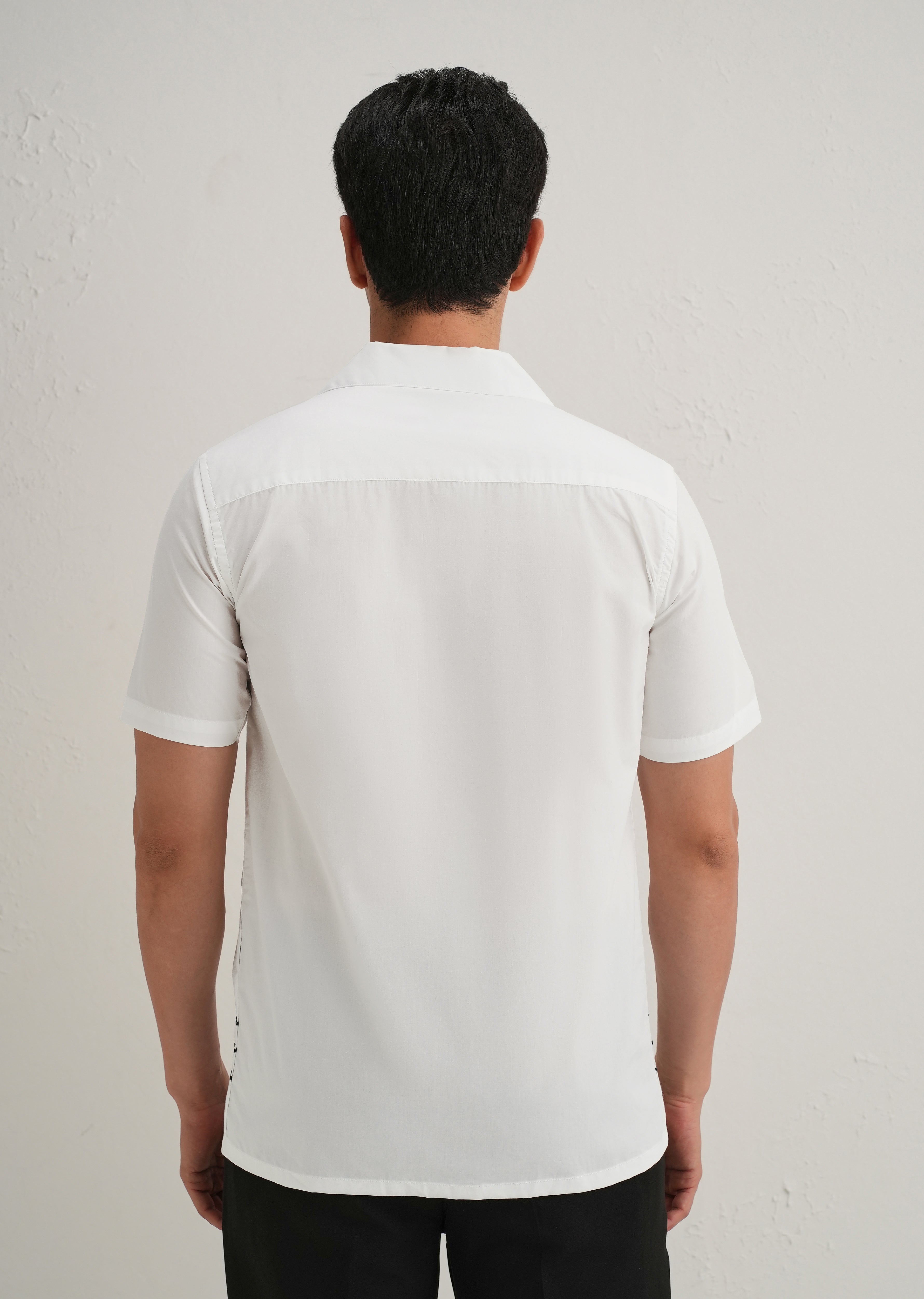 White Line Embroidery Shirt