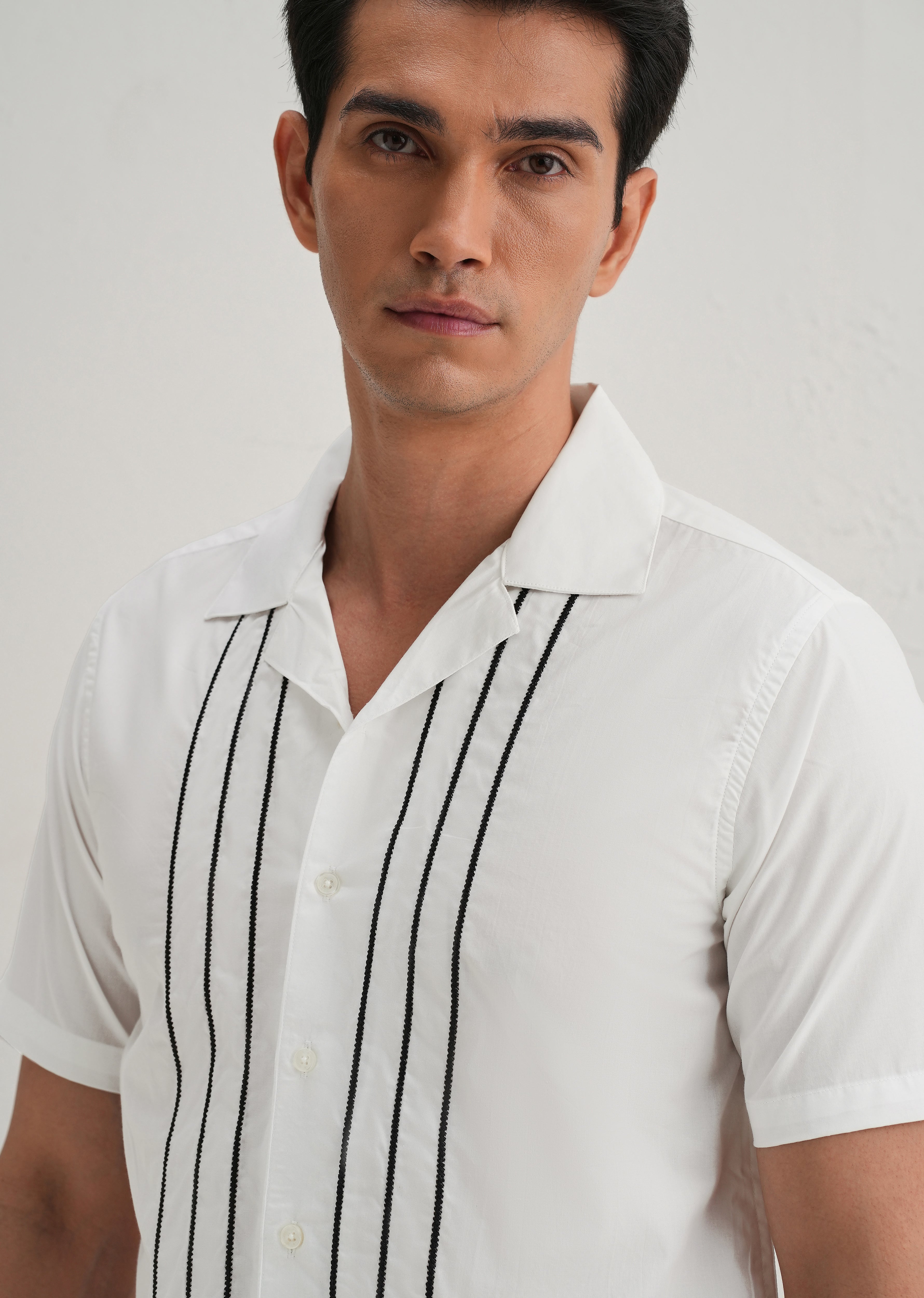 White Line Embroidery Shirt