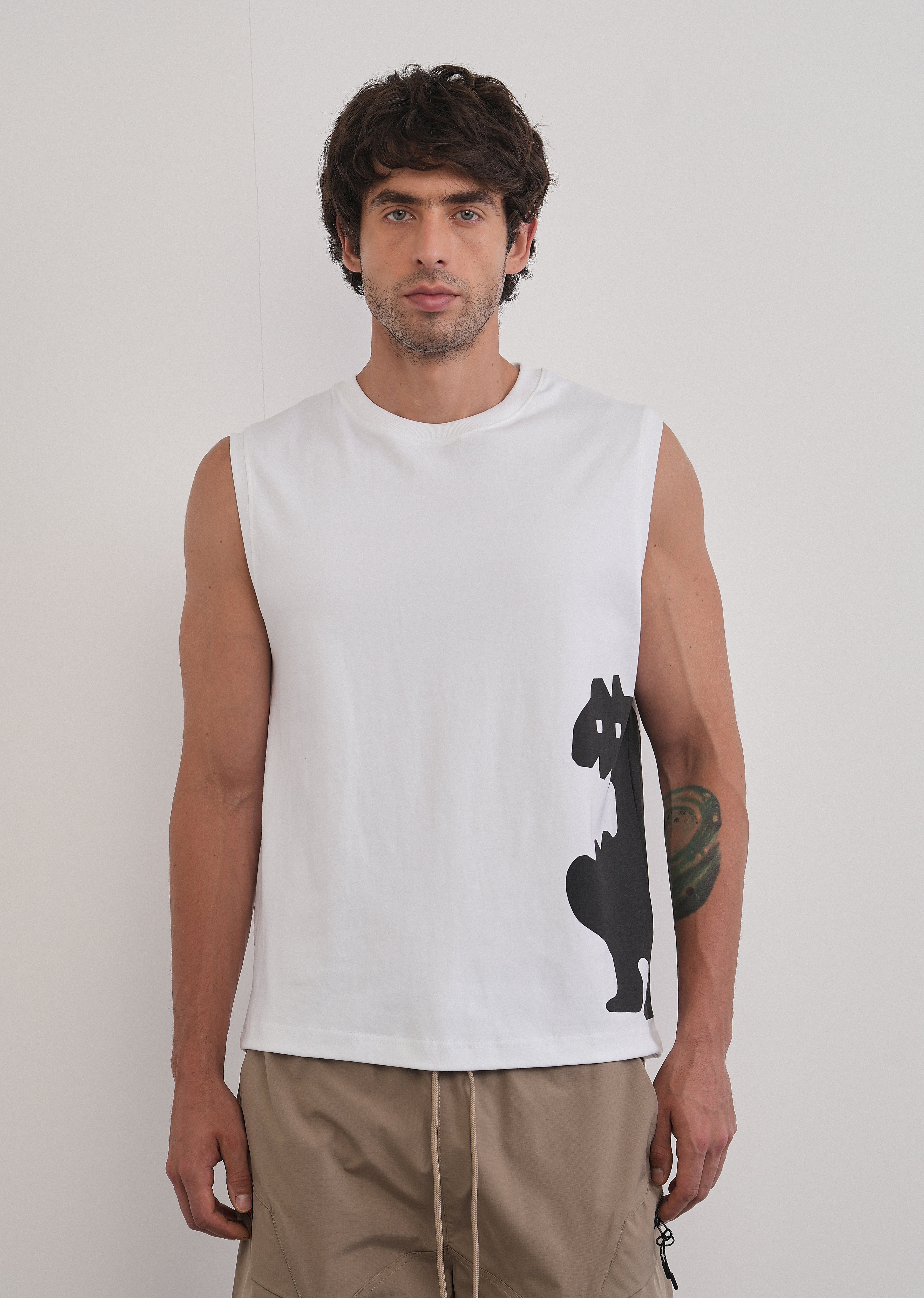 White Lo-Fi Living Tank