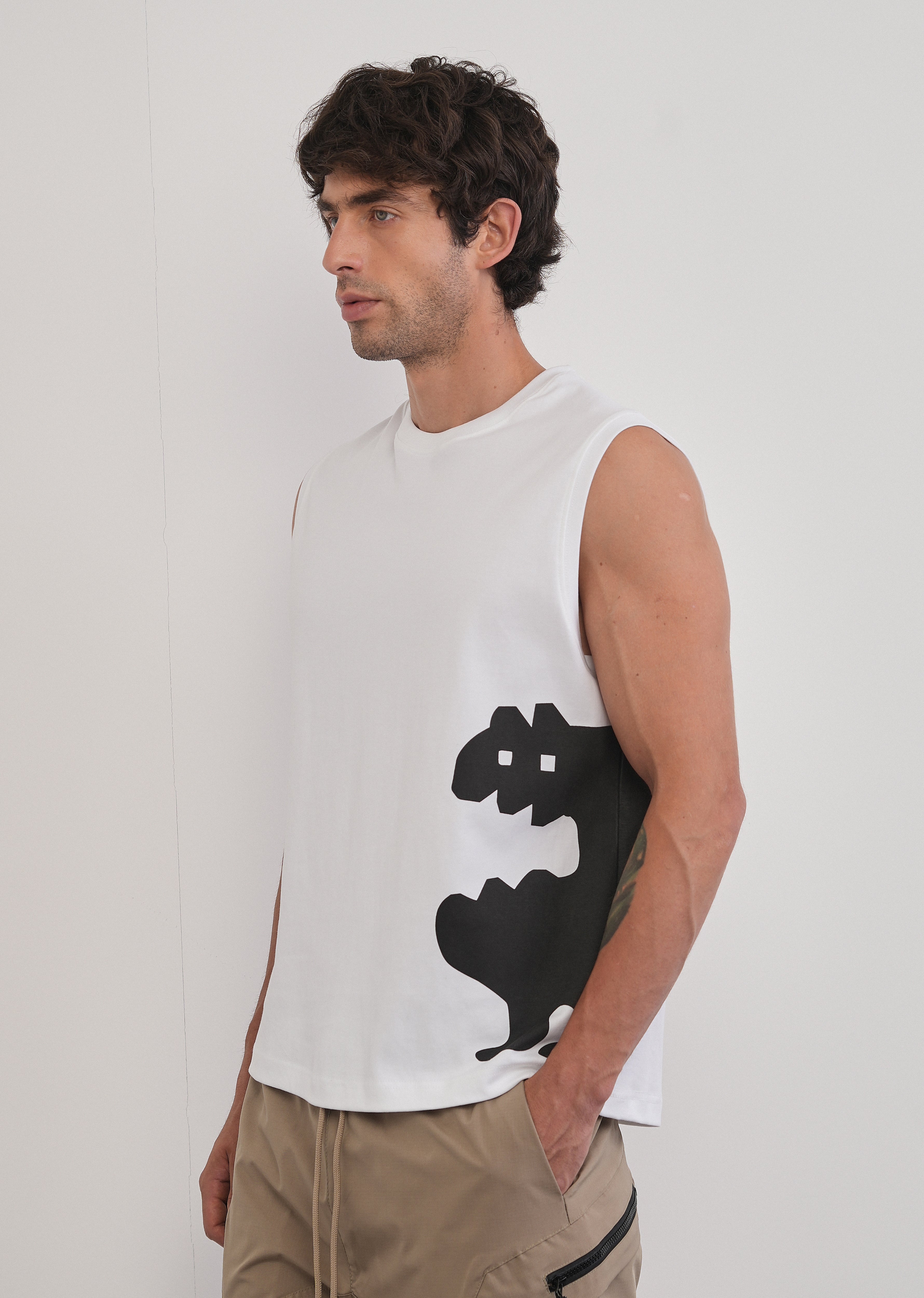 White Lo-Fi Living Tank