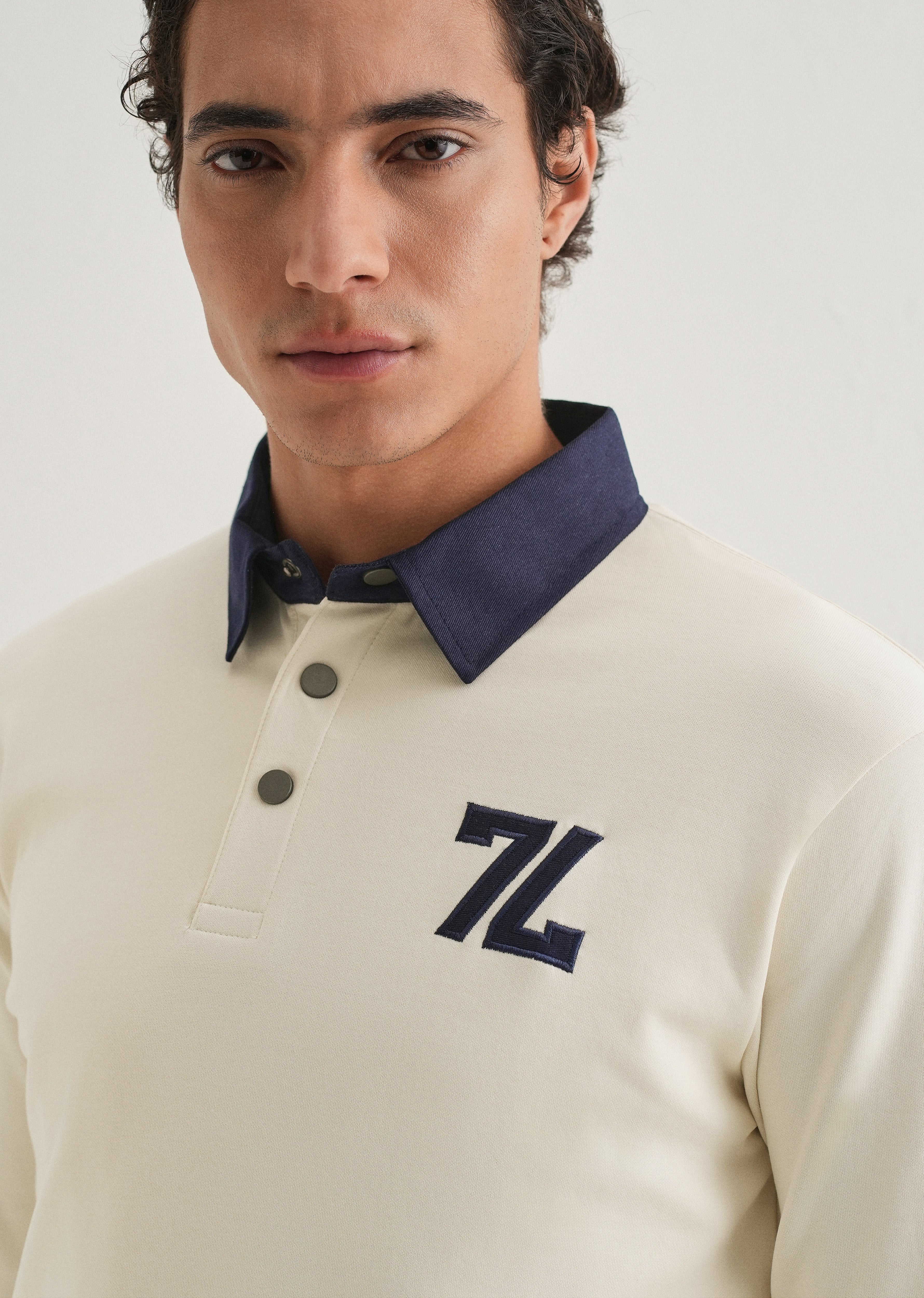 White Polo Knitted Sweatshirt