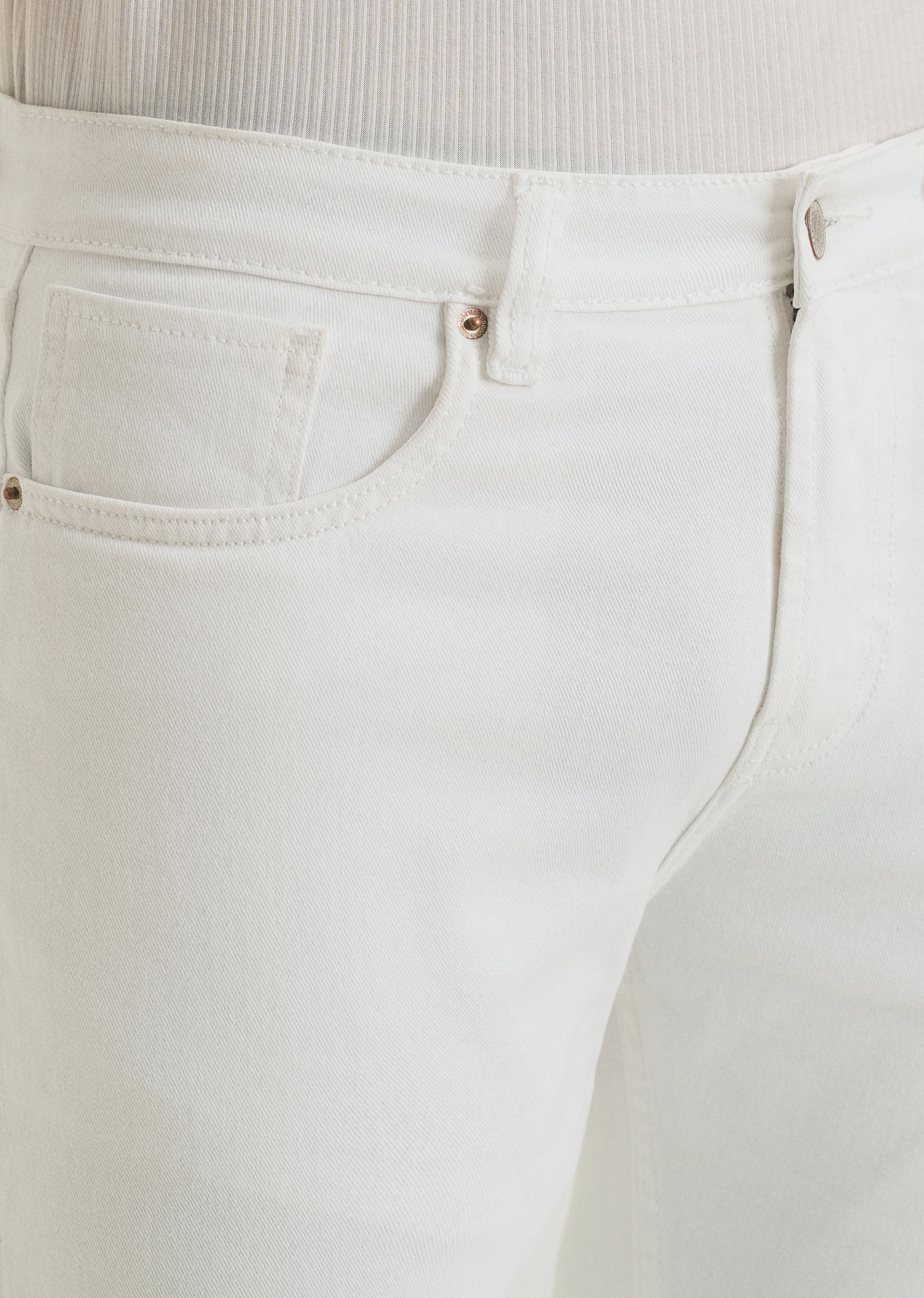 White Straight fit Jeans