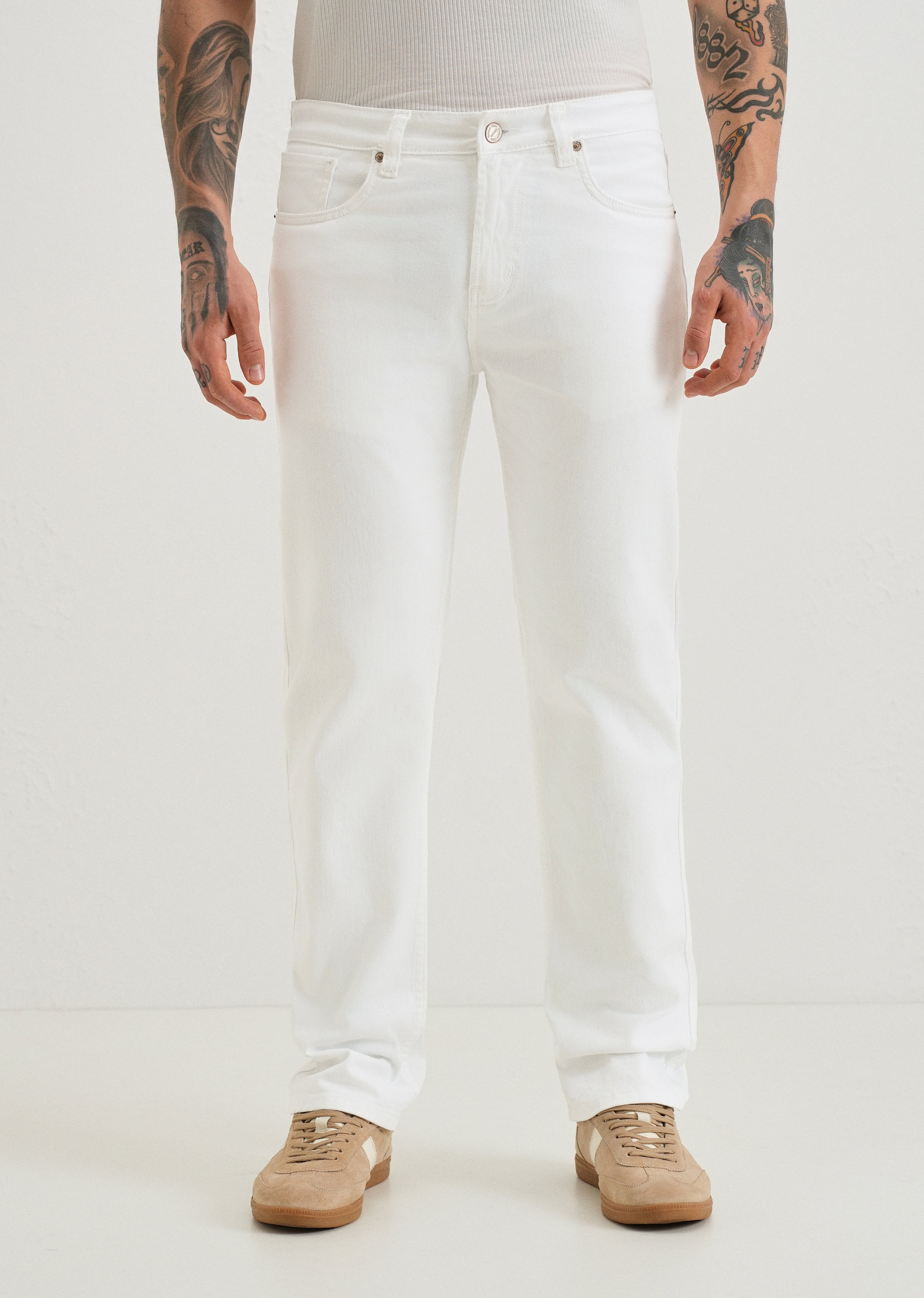White Straight fit Jeans
