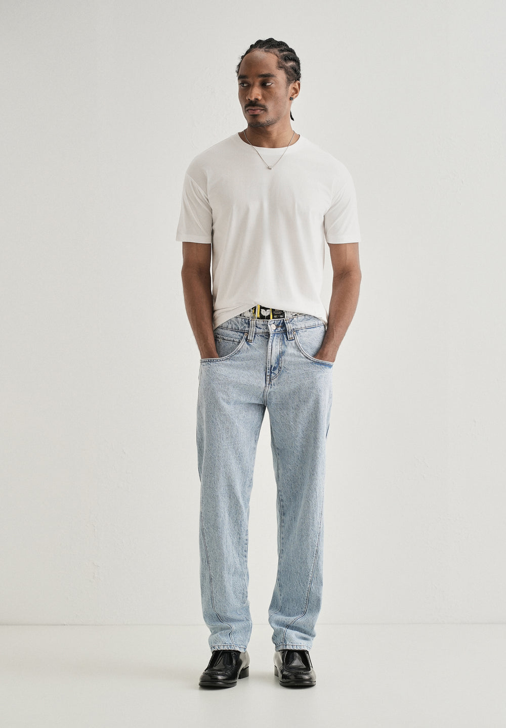 White Stripe Back Yoke T-shirt