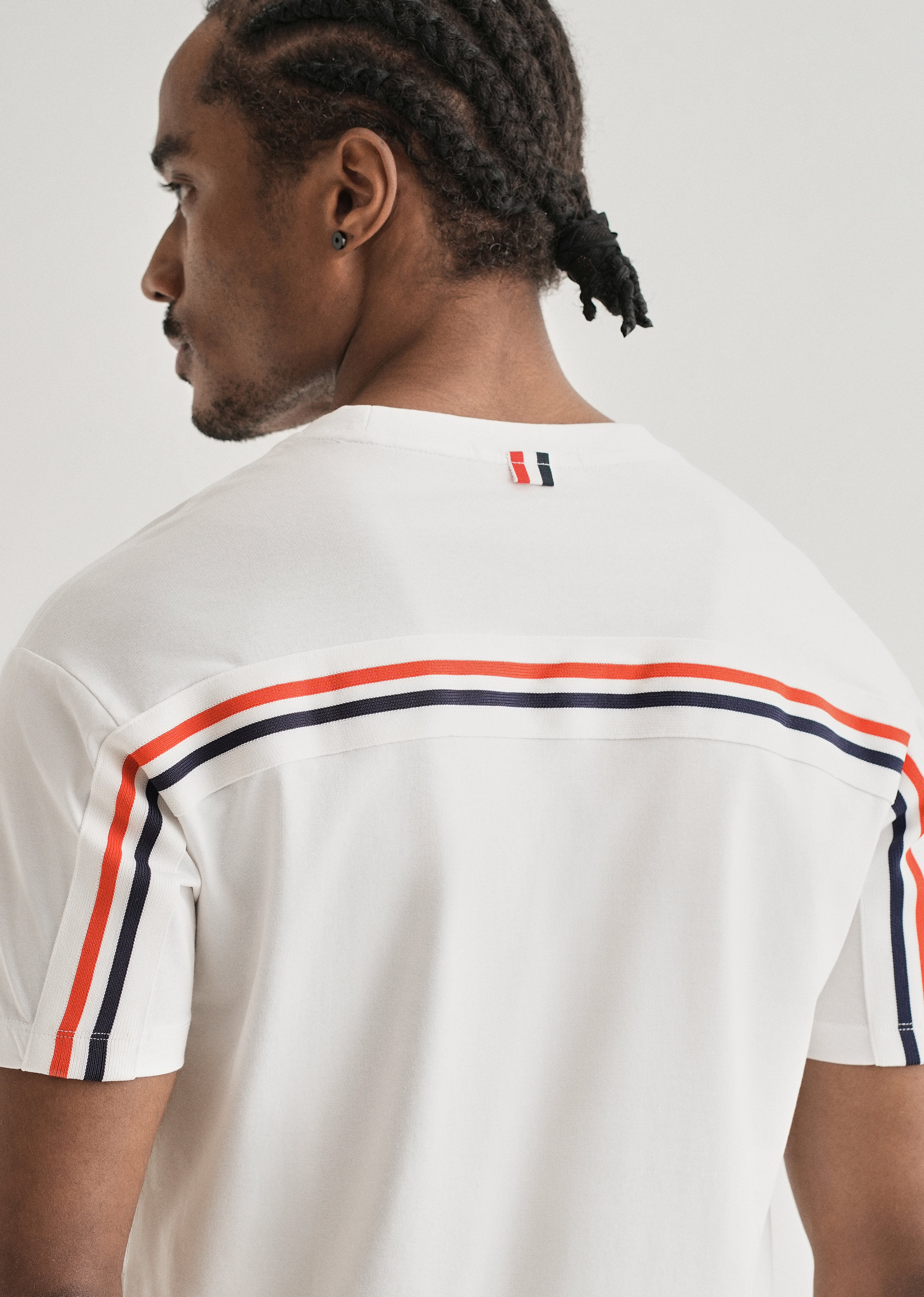 White Stripe Back Yoke T-shirt