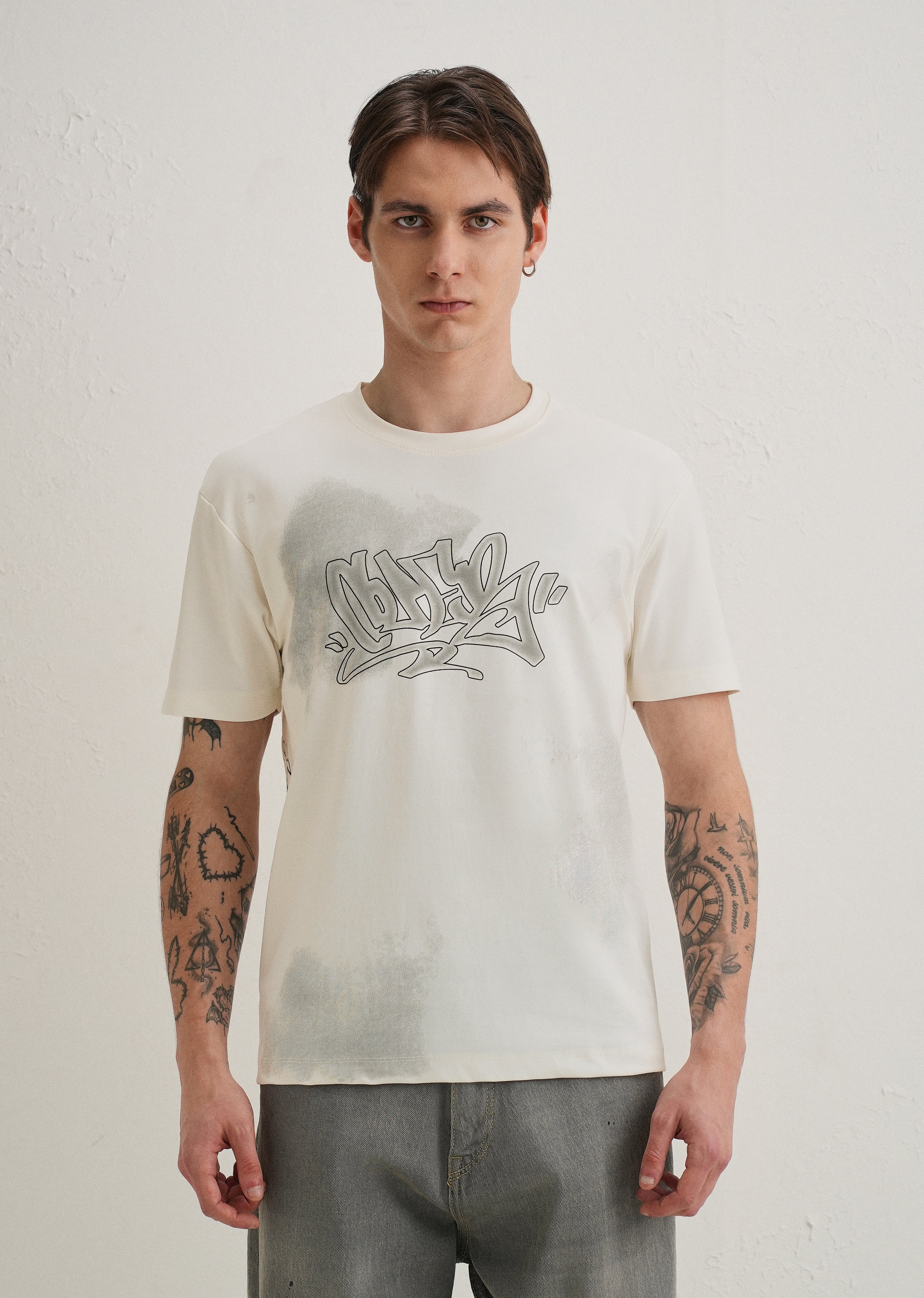 White Textured Back Print T-Shirt