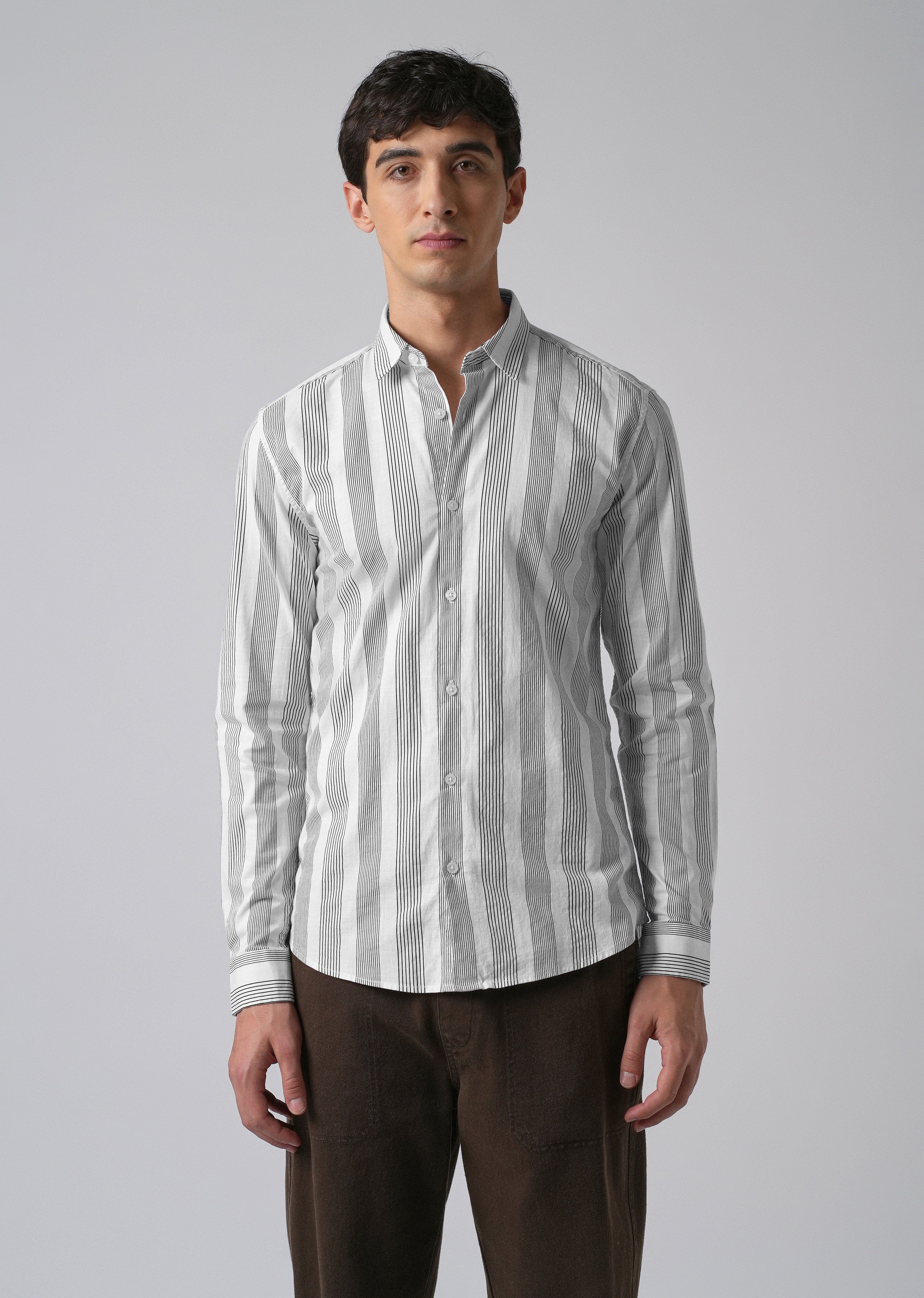 White Vertical Pin Stripe Cotton/Linen Shirt