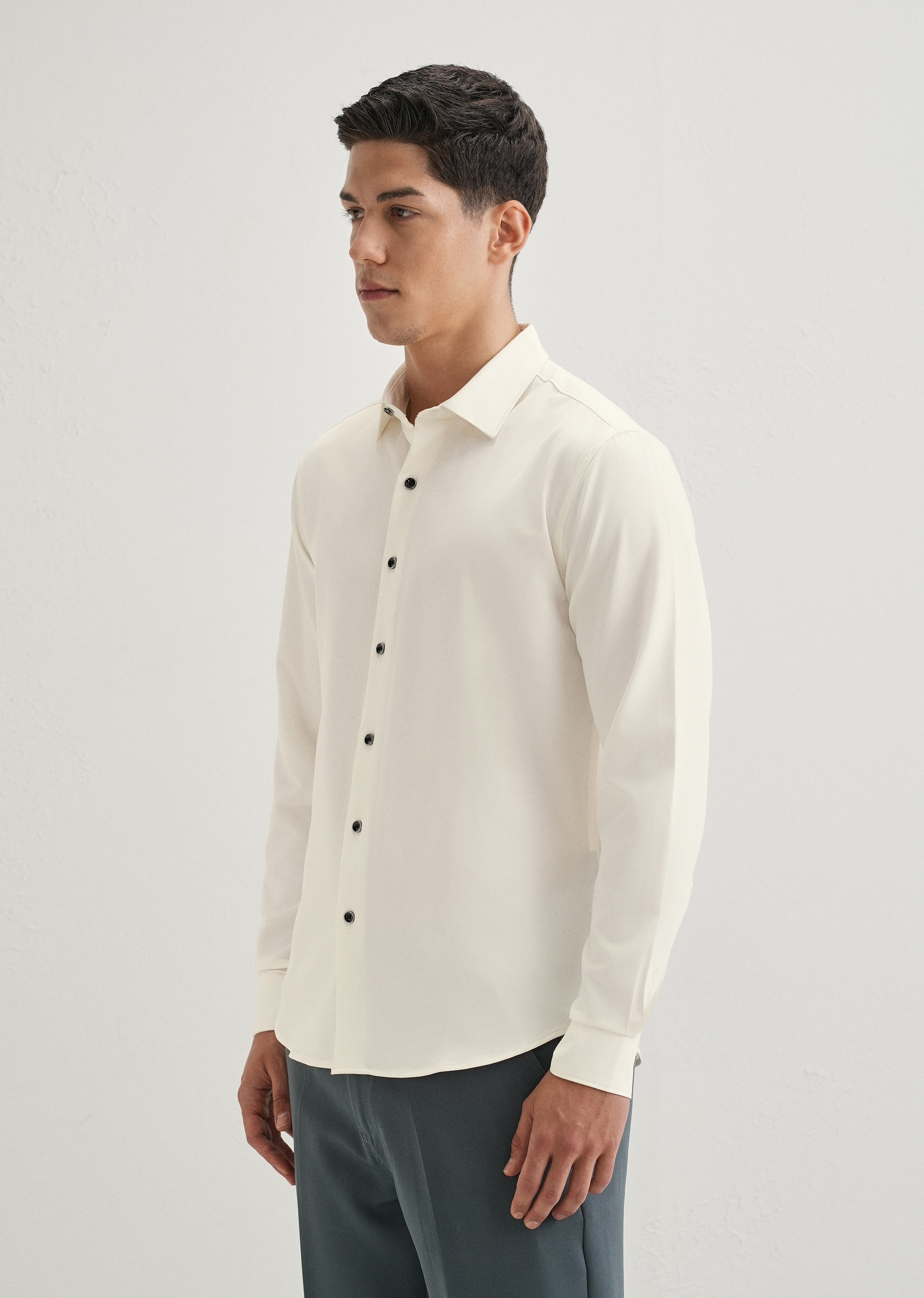 White Wrinkle Free Stitchless Placket Shirt