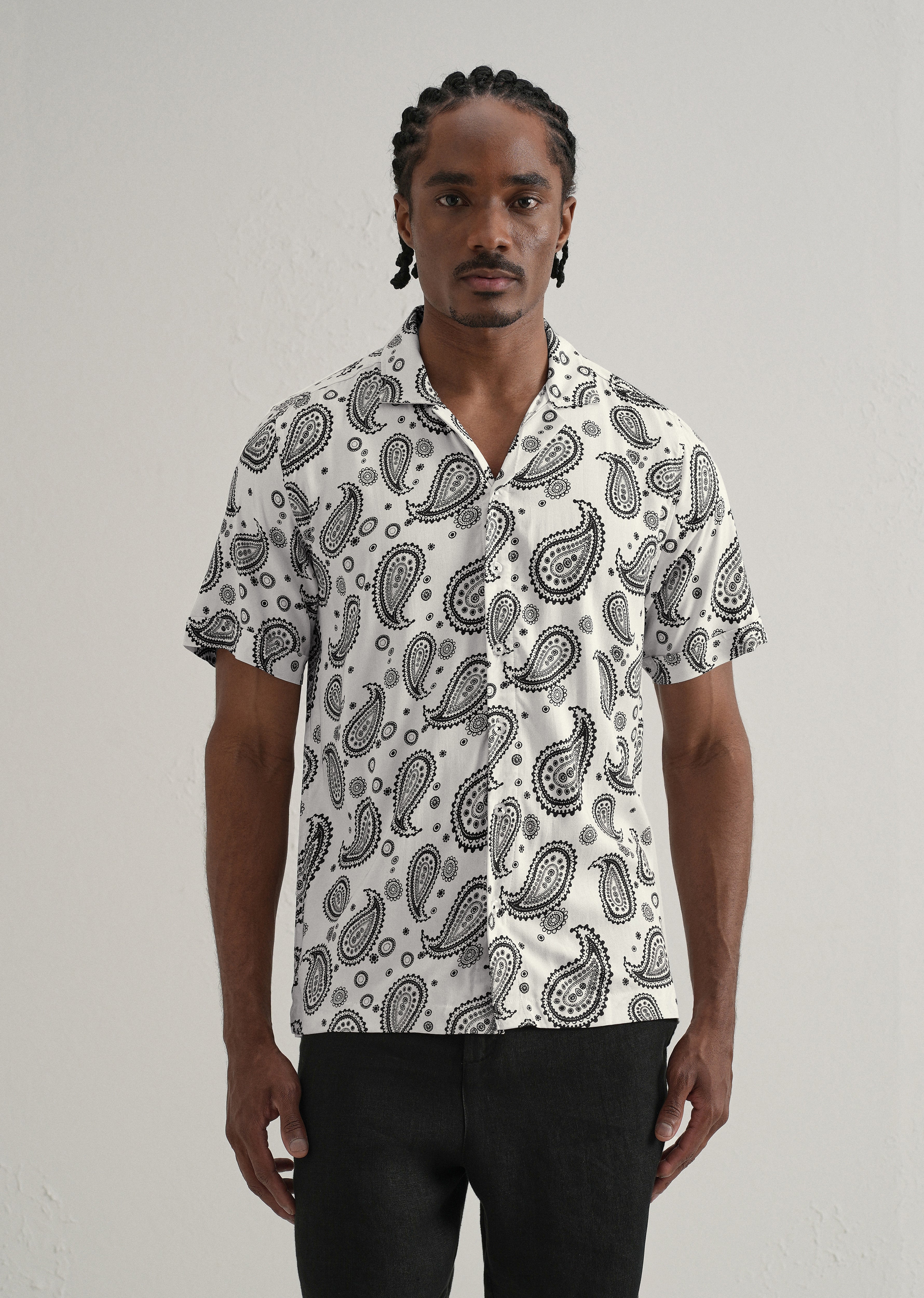 Zubolo Paisley Print Short Sleeve Shirt