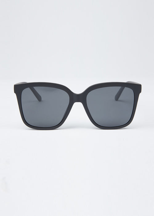 Devine Black Unisex Square Sunglasses