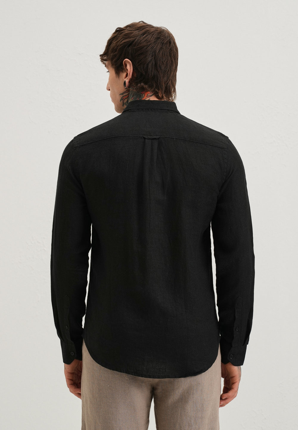 100% Pure Heather Black Linen Shirt