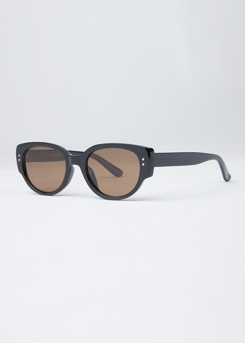 MochaMist Unisex Oval Sunglasses