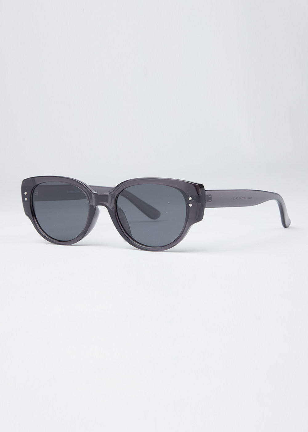 SheerSlate Unisex Oval Sunglasses