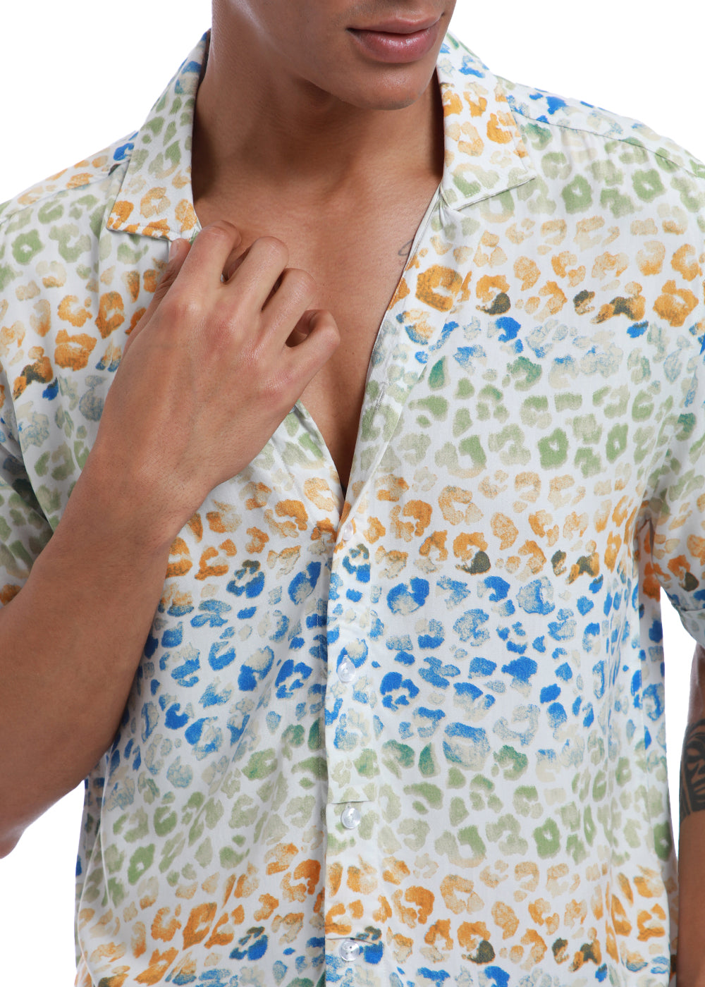 Exotic Fauna Print Half sleeve shirt