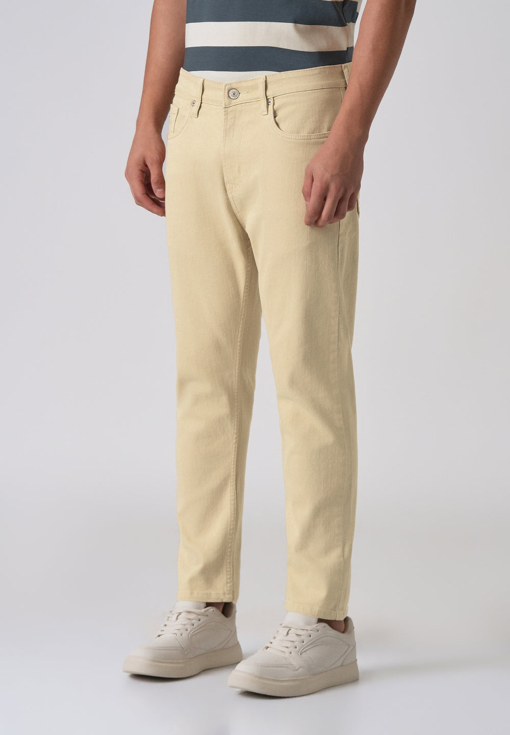 Cream Carrot Fit Denim