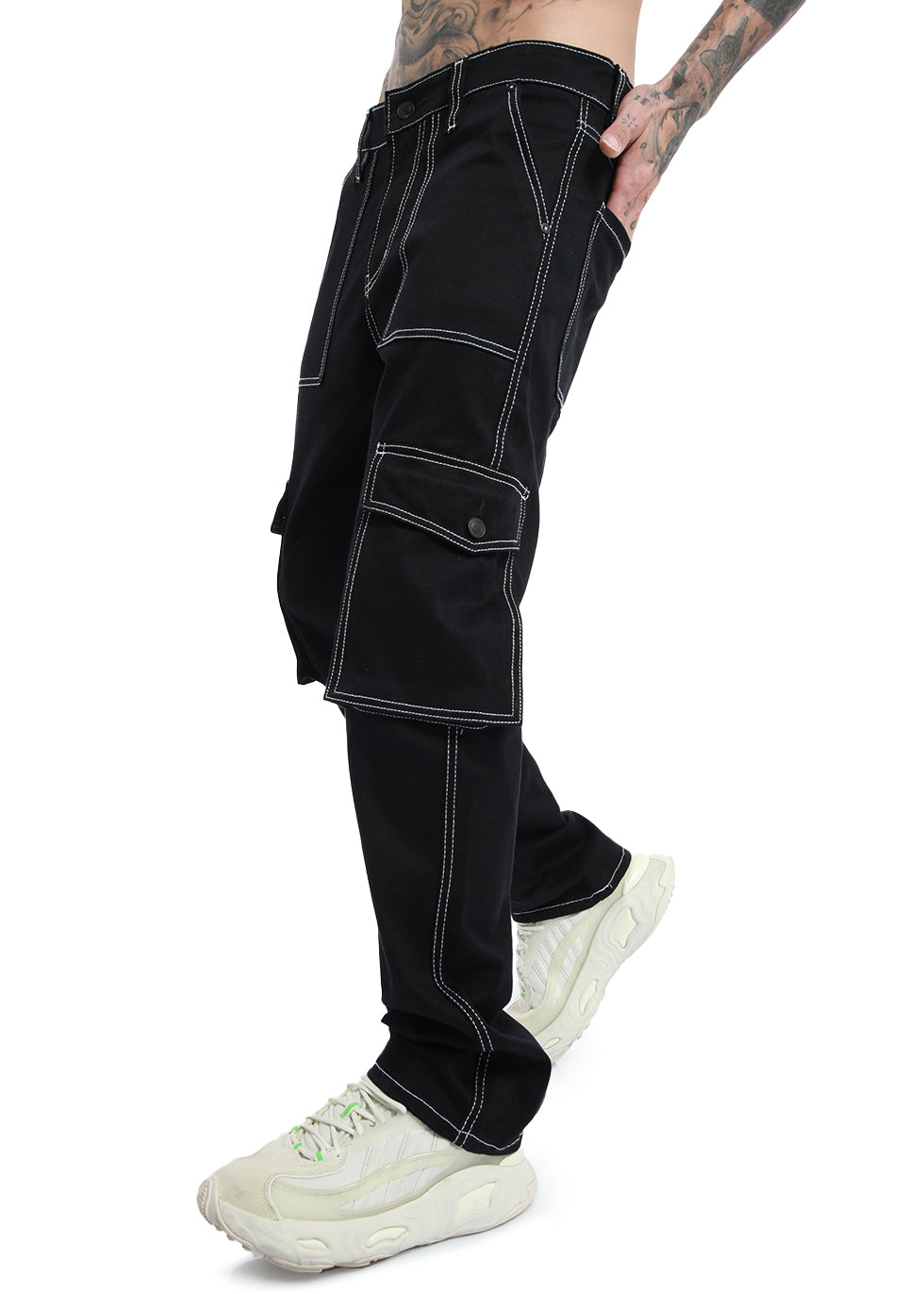 Buy Black Contrast Stitch Cargo Pants for Men Online in India -Beyoung
