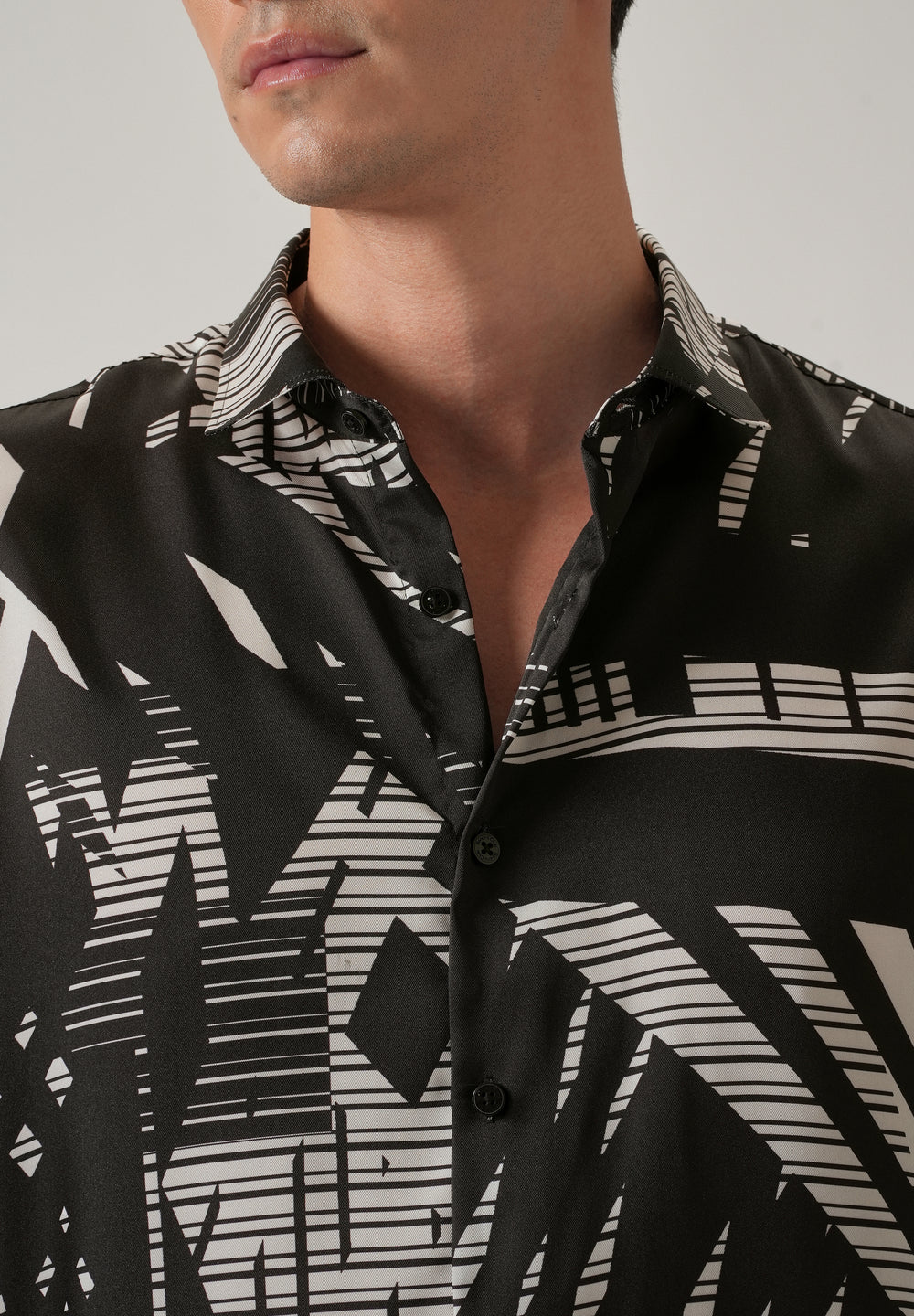 Abstract Line Print Shirt