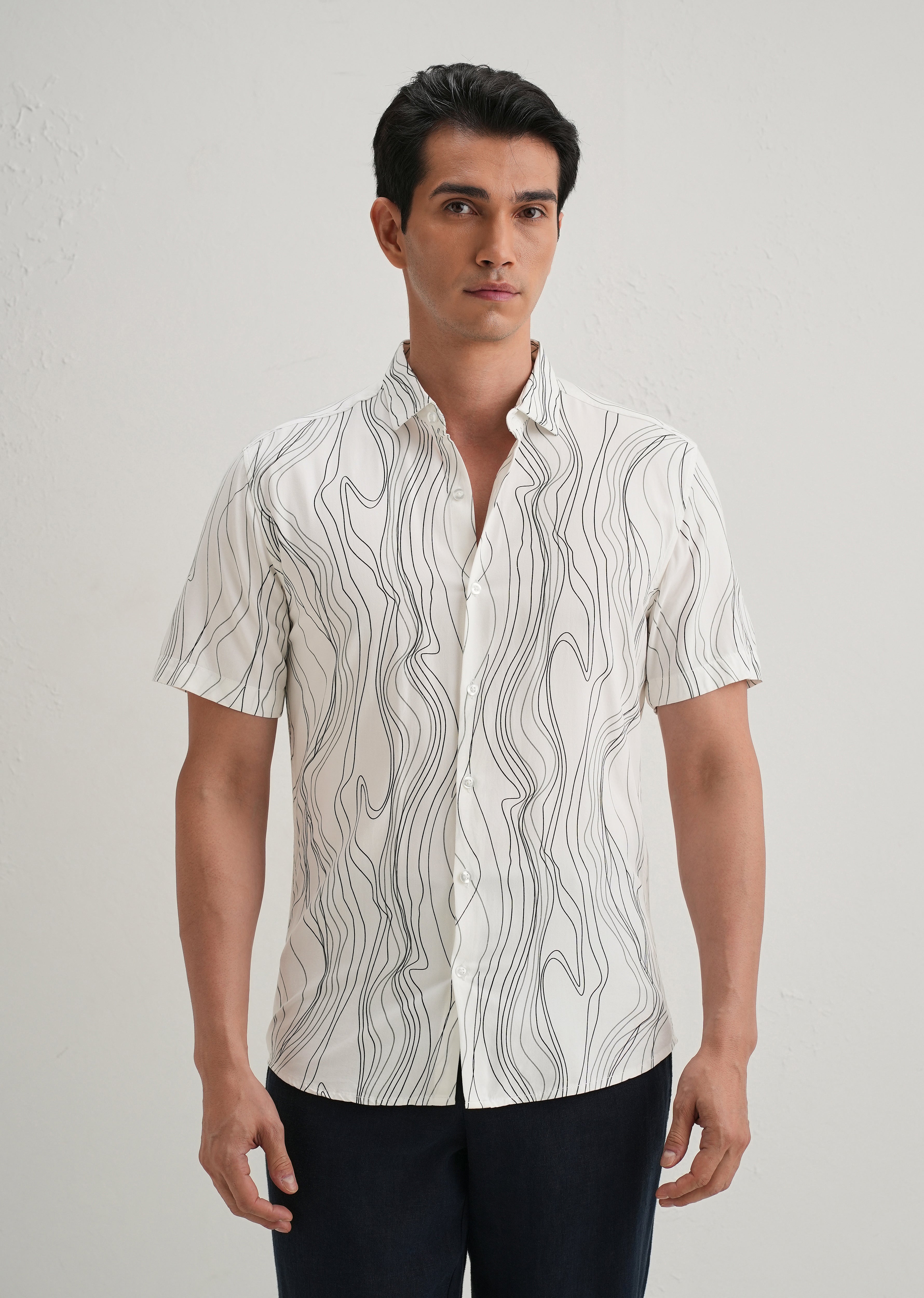 Abstract White Line Print Shirt